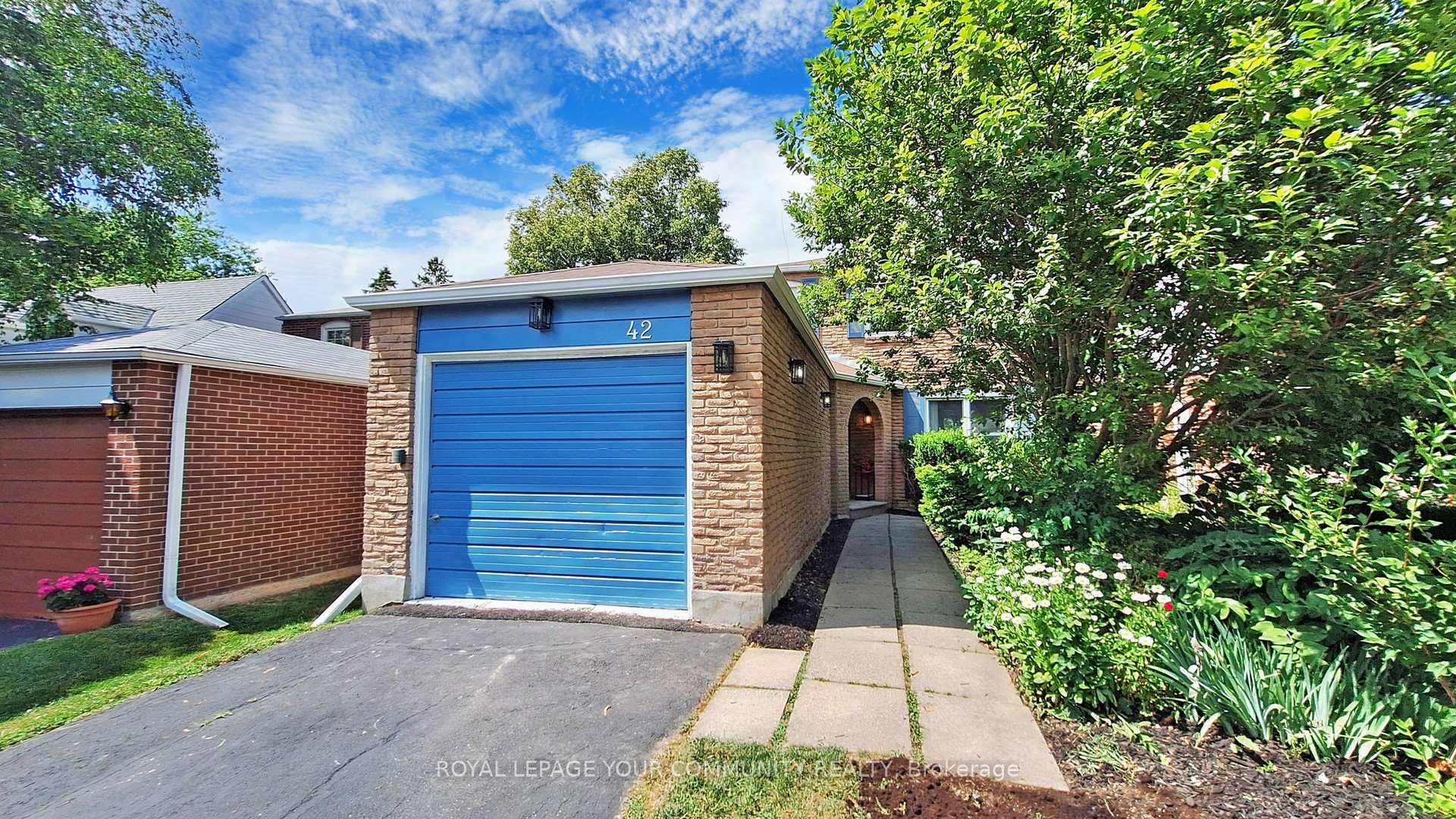 Photo 2 of 42 Holsworthy Crescent, Markham, German Mills — HOMEH