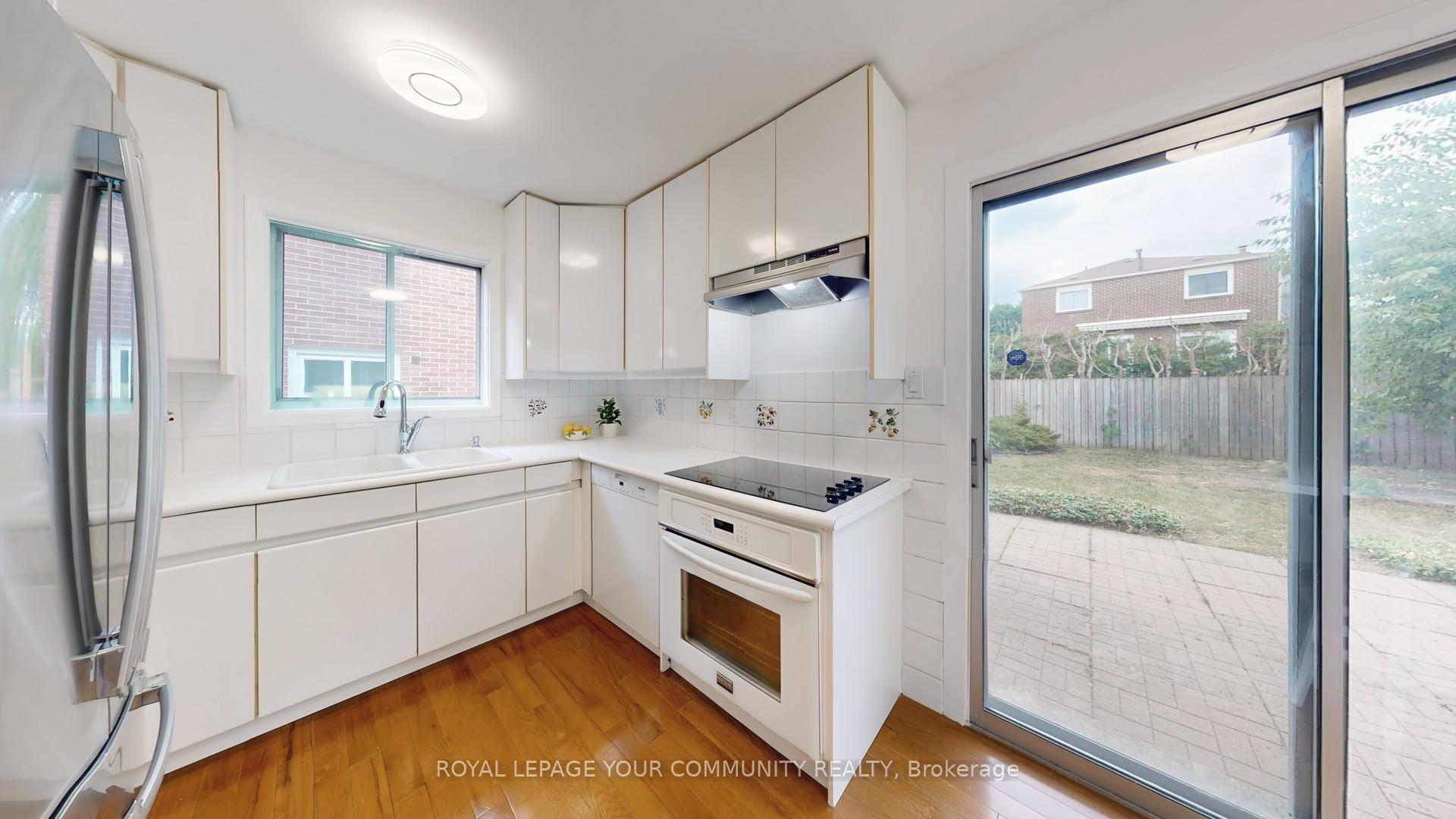 Photo 15 of 42 Holsworthy Crescent, Markham, German Mills — HOMEH