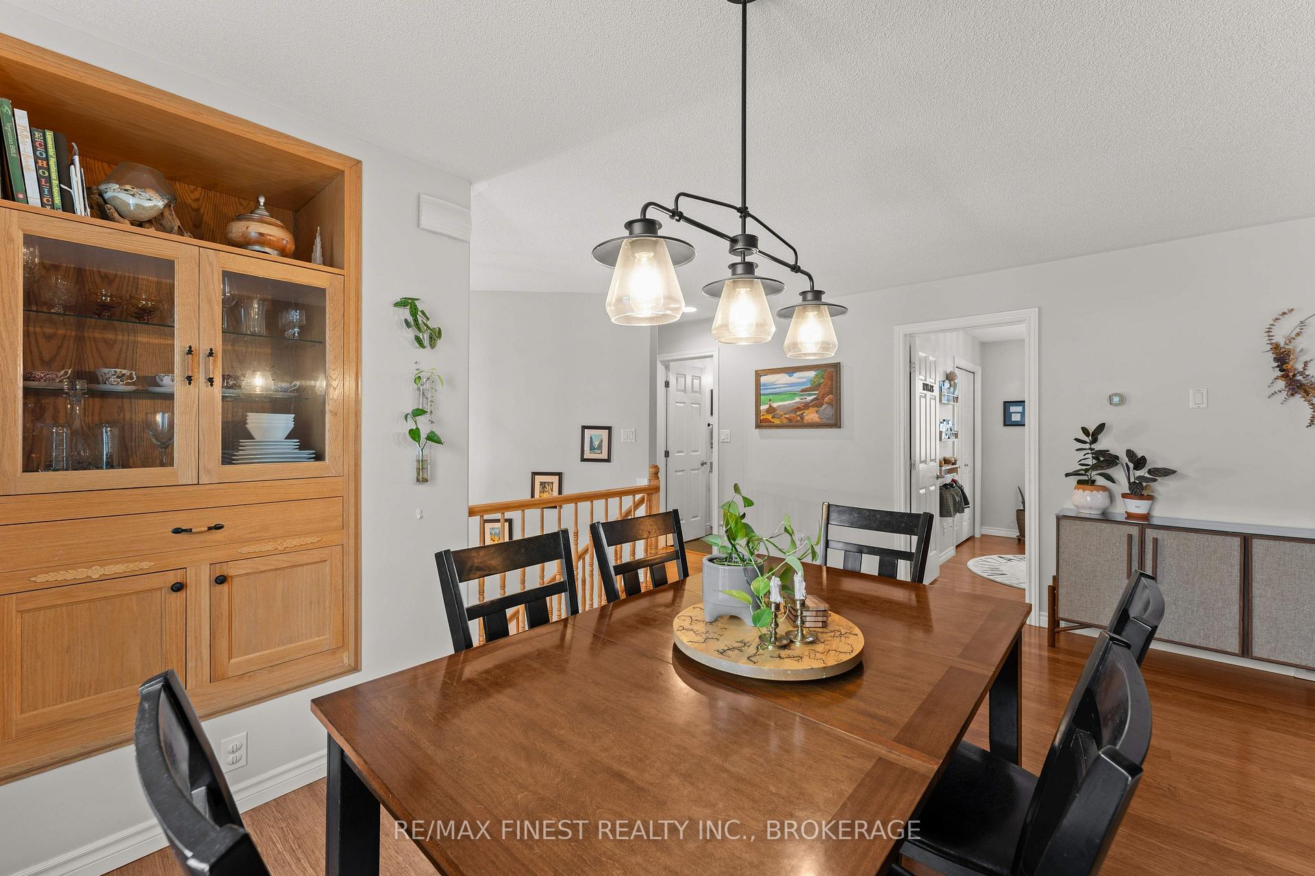 Photo 7 of 910 Lombardy Street, Kingston, South of Taylor-Kidd Blvd — HOMEH