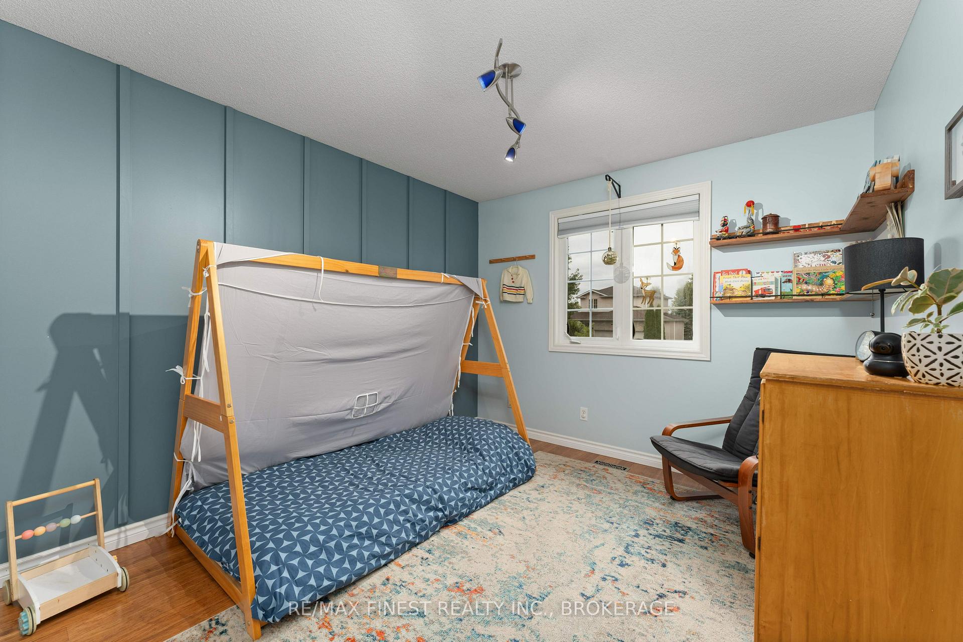 Photo 20 of 910 Lombardy Street, Kingston, South of Taylor-Kidd Blvd — HOMEH