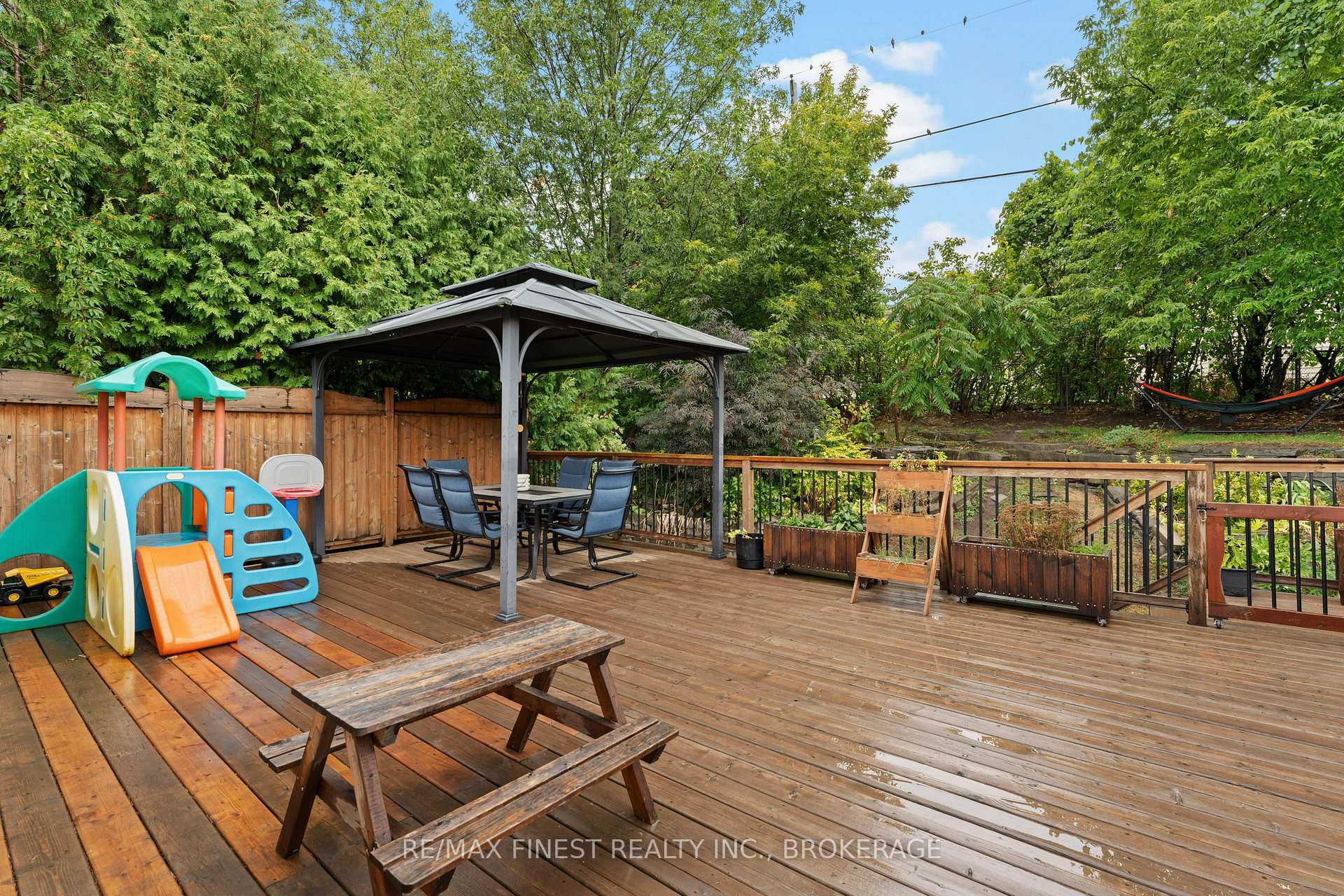Photo 36 of 910 Lombardy Street, Kingston, South of Taylor-Kidd Blvd — HOMEH