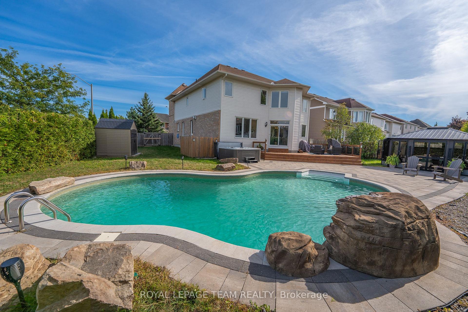 Photo 3 of 500 Teskiwa Crescent, Ottawa, Kanata - Morgan's Grant/South March — HOMEH
