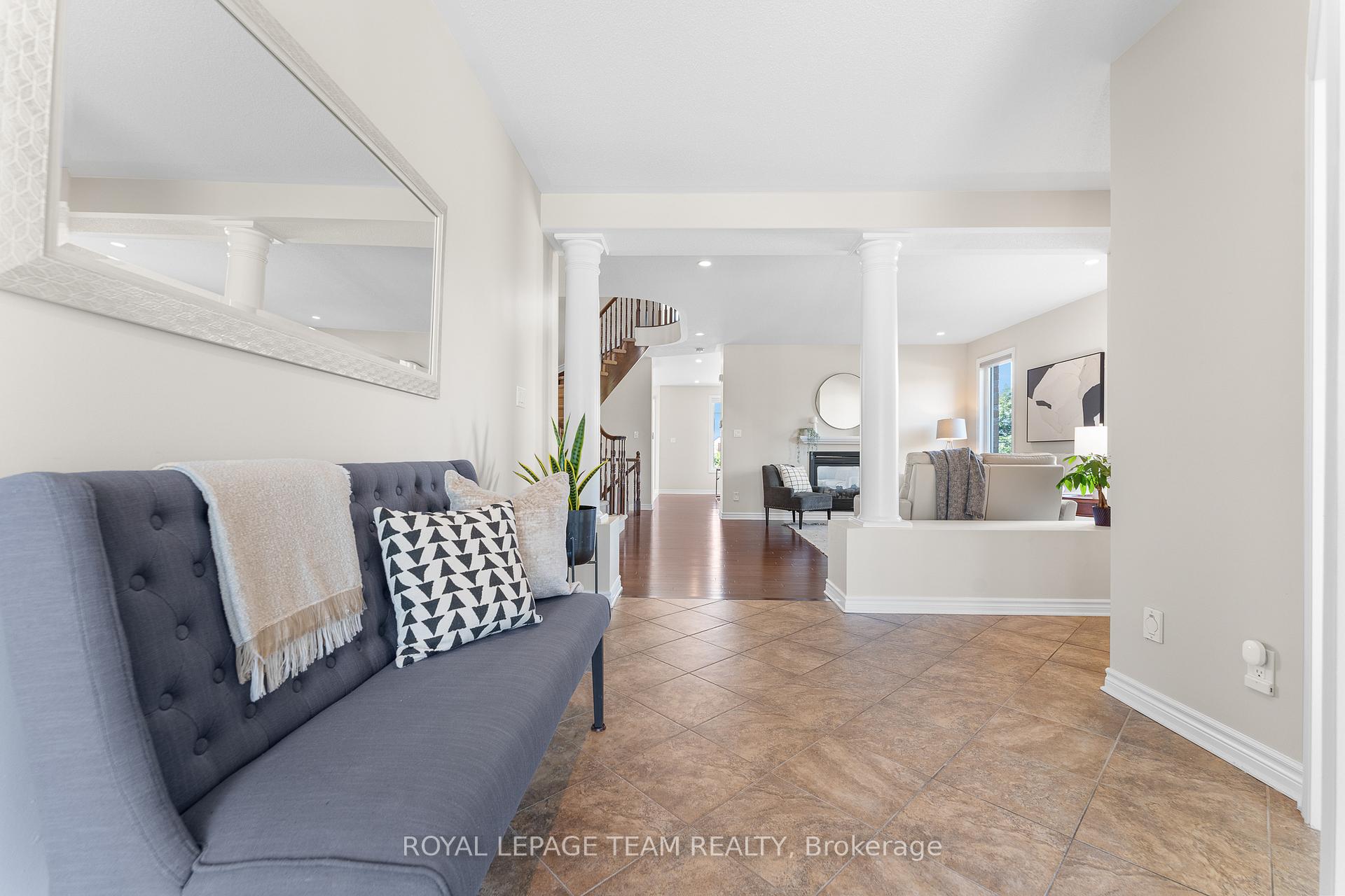 Photo 6 of 500 Teskiwa Crescent, Ottawa, Kanata - Morgan's Grant/South March — HOMEH