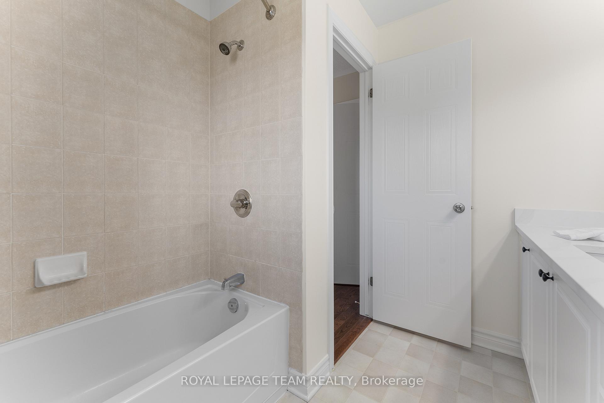 Photo 36 of 500 Teskiwa Crescent, Ottawa, Kanata - Morgan's Grant/South March — HOMEH