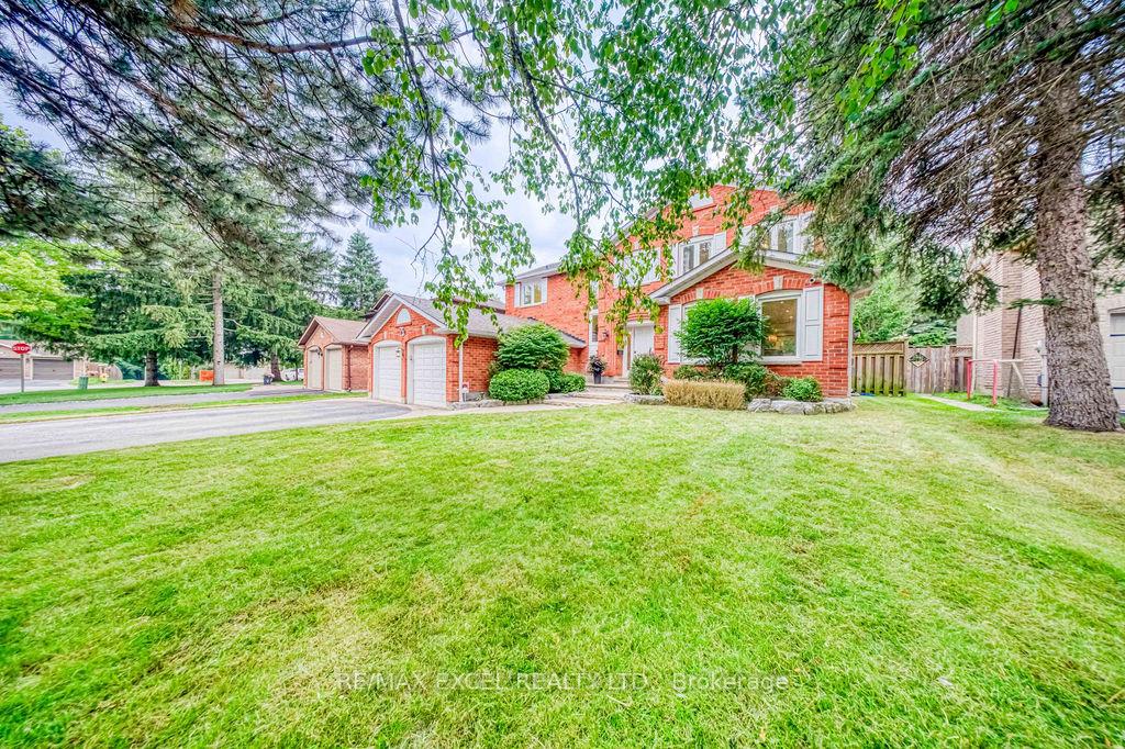 Photo 48 of 3 Delhi Crescent, Markham, Unionville — HOMEH