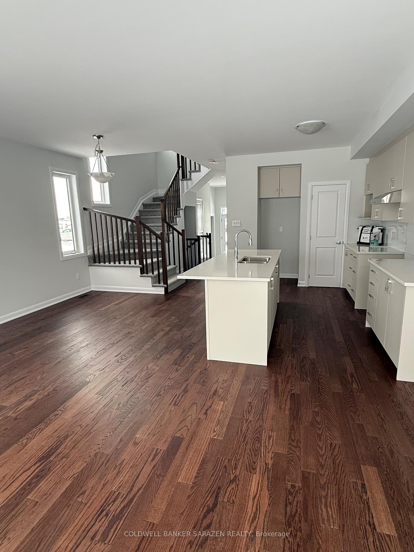 Photo 9 of 741 Fairline Row N, Ottawa, Kanata - Emerald Meadows/Trailwest — HOMEH