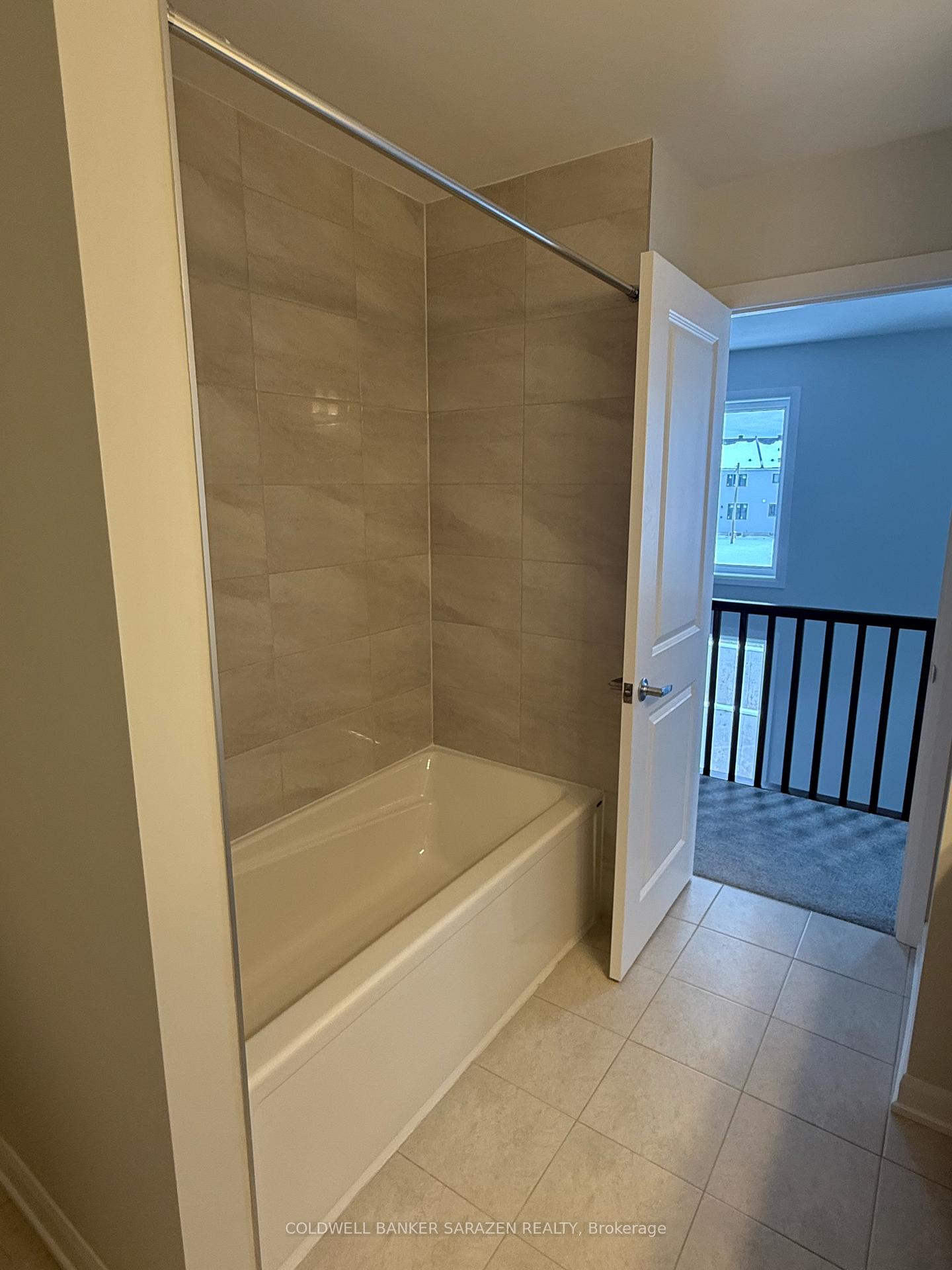 Photo 17 of 741 Fairline Row N, Ottawa, Kanata - Emerald Meadows/Trailwest — HOMEH