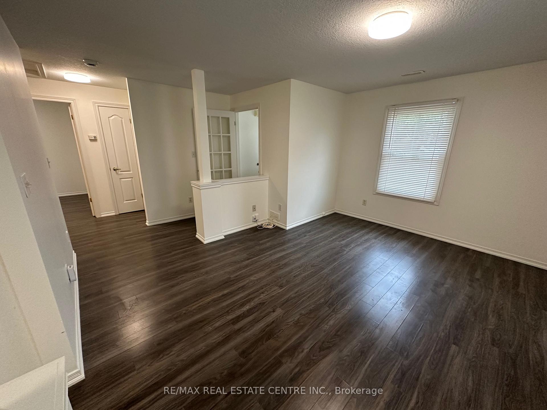 Photo 9 of 15 East 33rd Street, Hamilton, Raleigh — HOMEH