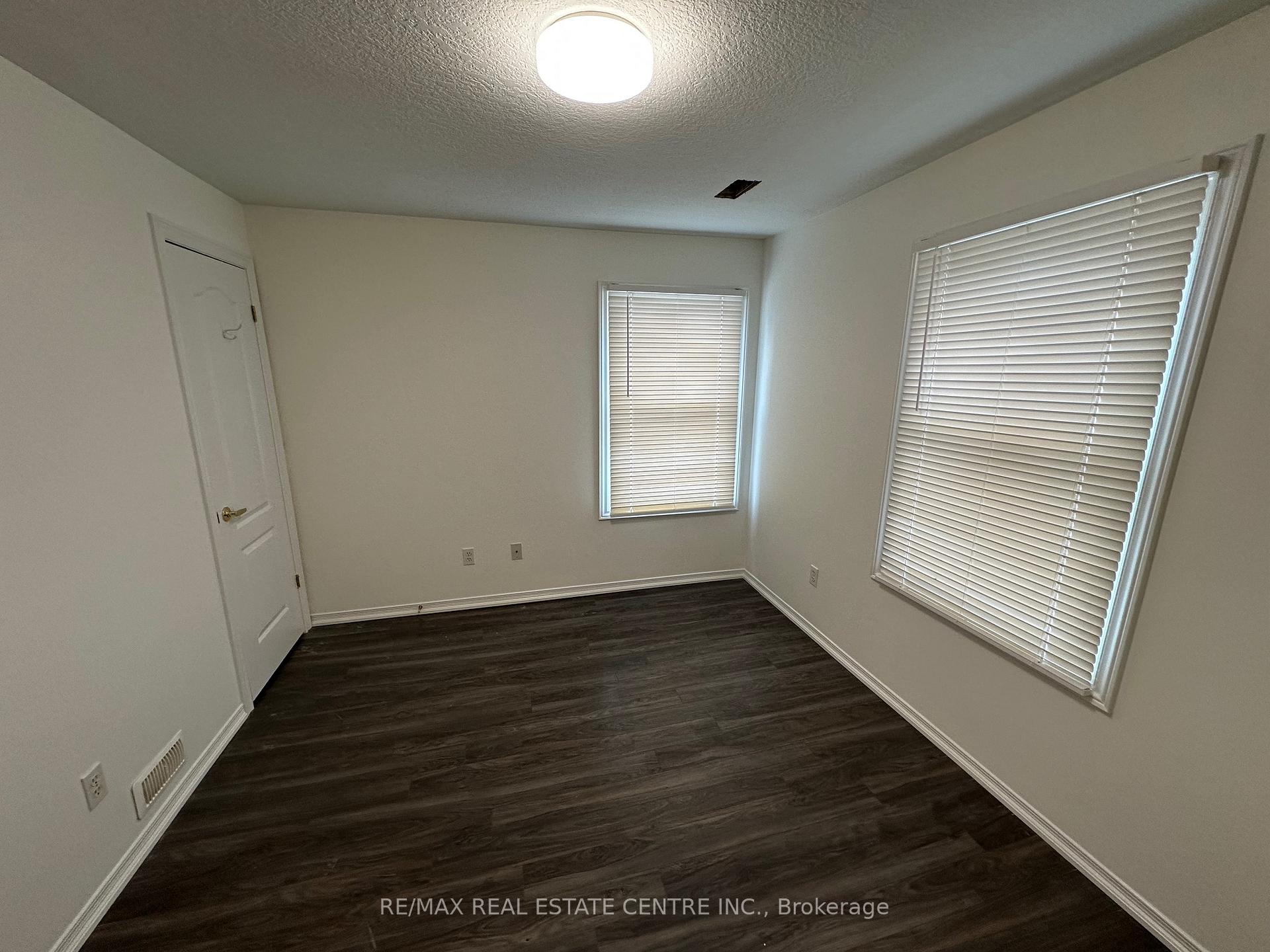Photo 12 of 15 East 33rd Street, Hamilton, Raleigh — HOMEH