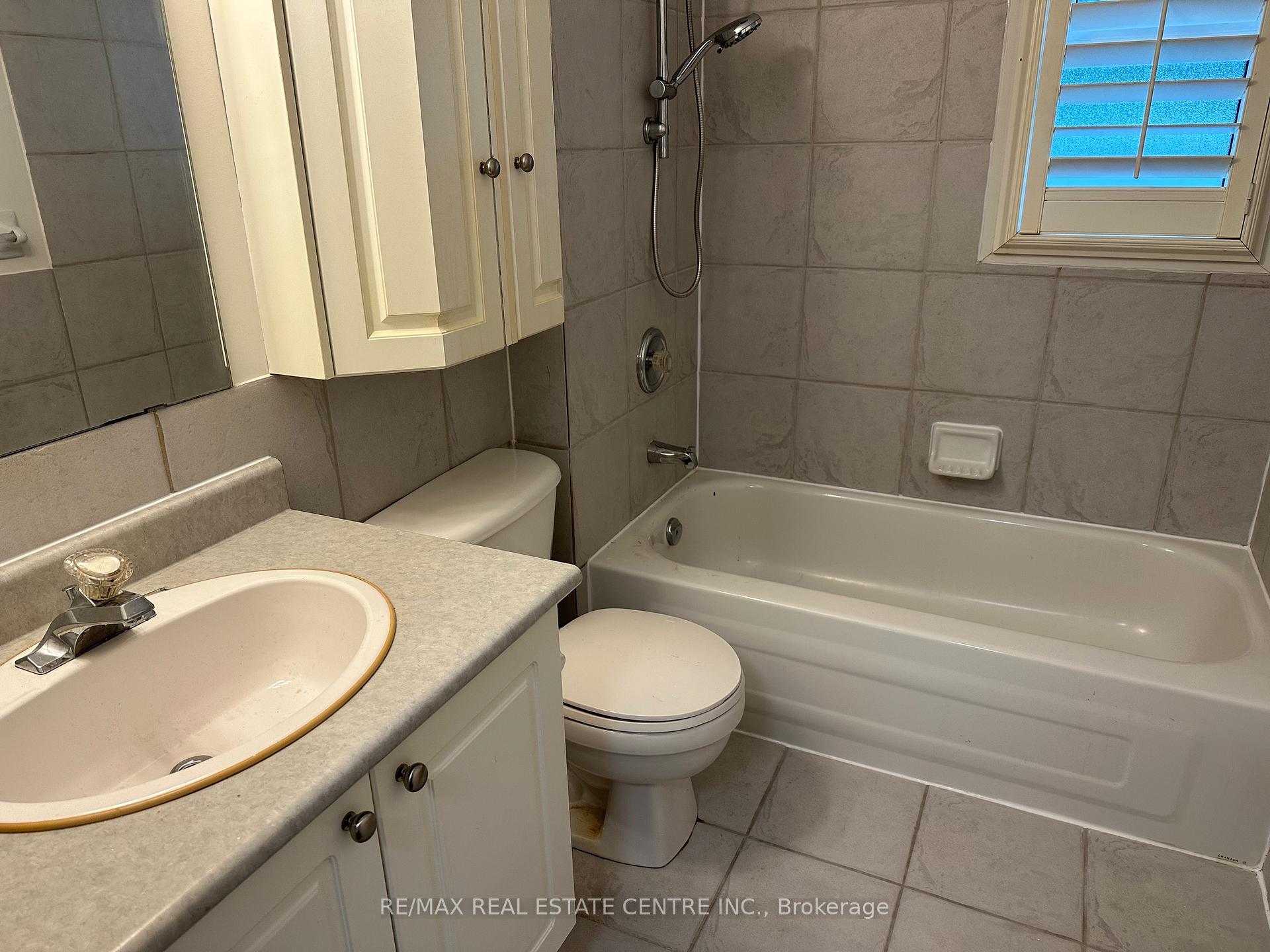 Photo 14 of 15 East 33rd Street, Hamilton, Raleigh — HOMEH