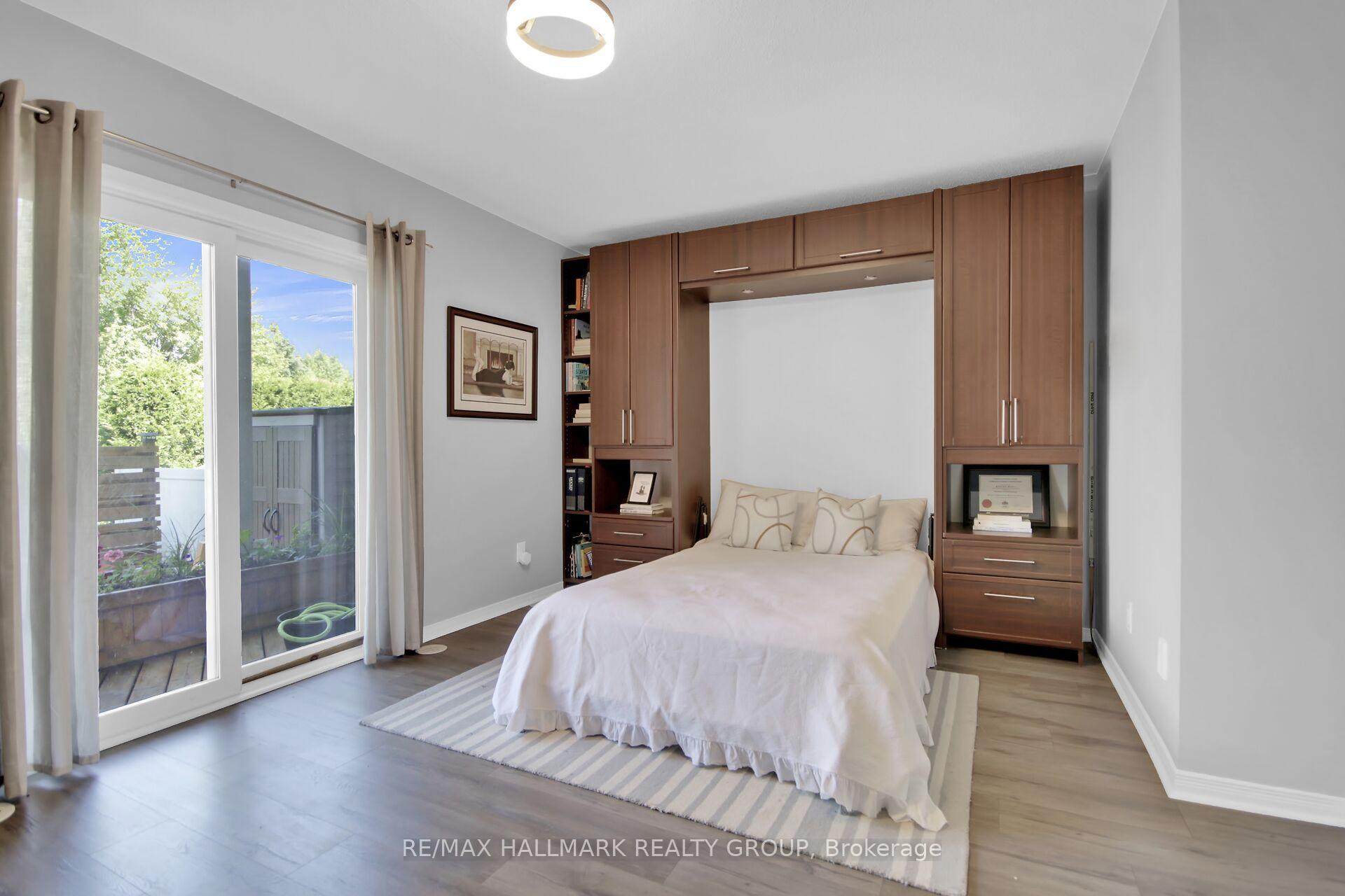 Photo 11 of 303 Mosaic Private, Ottawa, Kanata - Morgan's Grant/South March — HOMEH