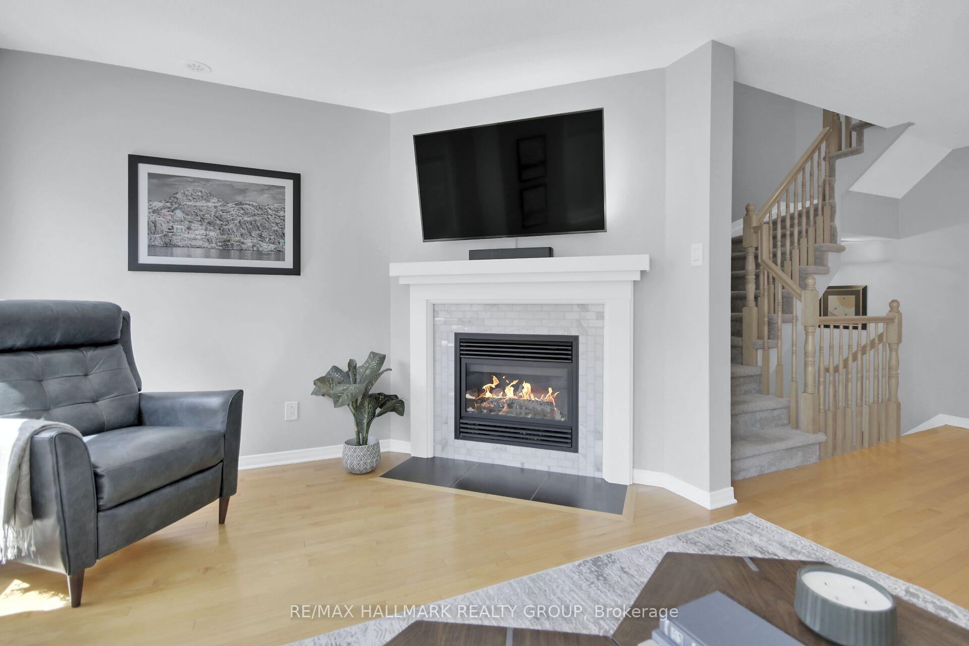 Photo 17 of 303 Mosaic Private, Ottawa, Kanata - Morgan's Grant/South March — HOMEH