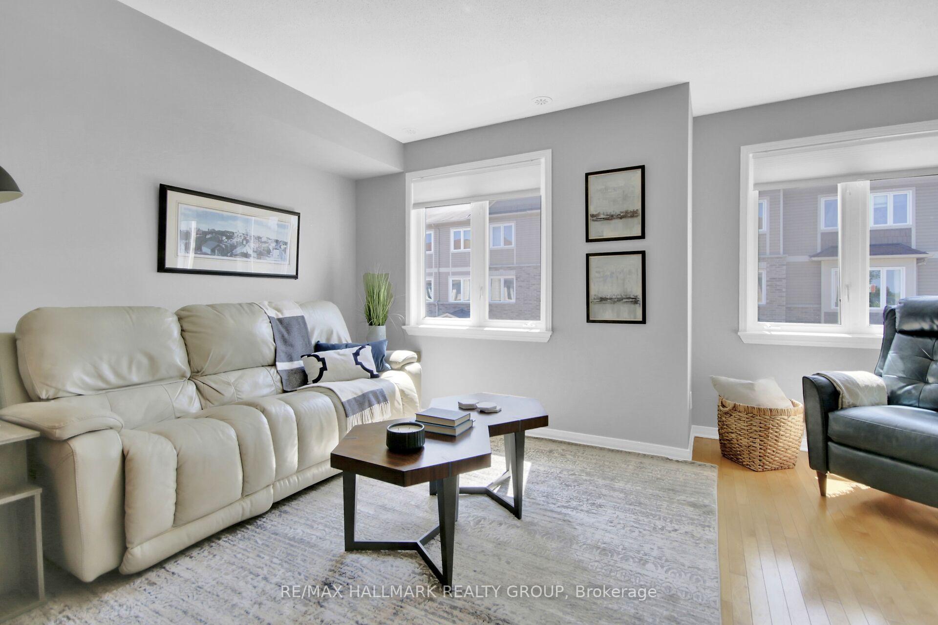 Photo 18 of 303 Mosaic Private, Ottawa, Kanata - Morgan's Grant/South March — HOMEH