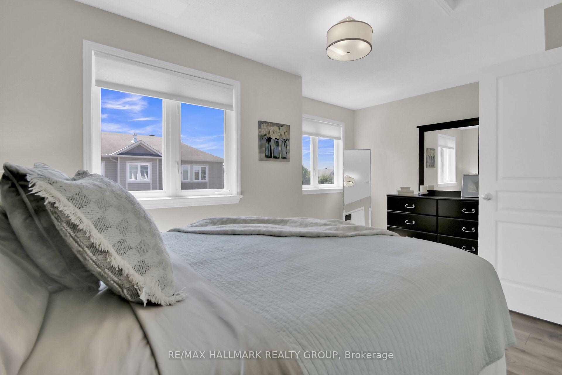 Photo 36 of 303 Mosaic Private, Ottawa, Kanata - Morgan's Grant/South March — HOMEH