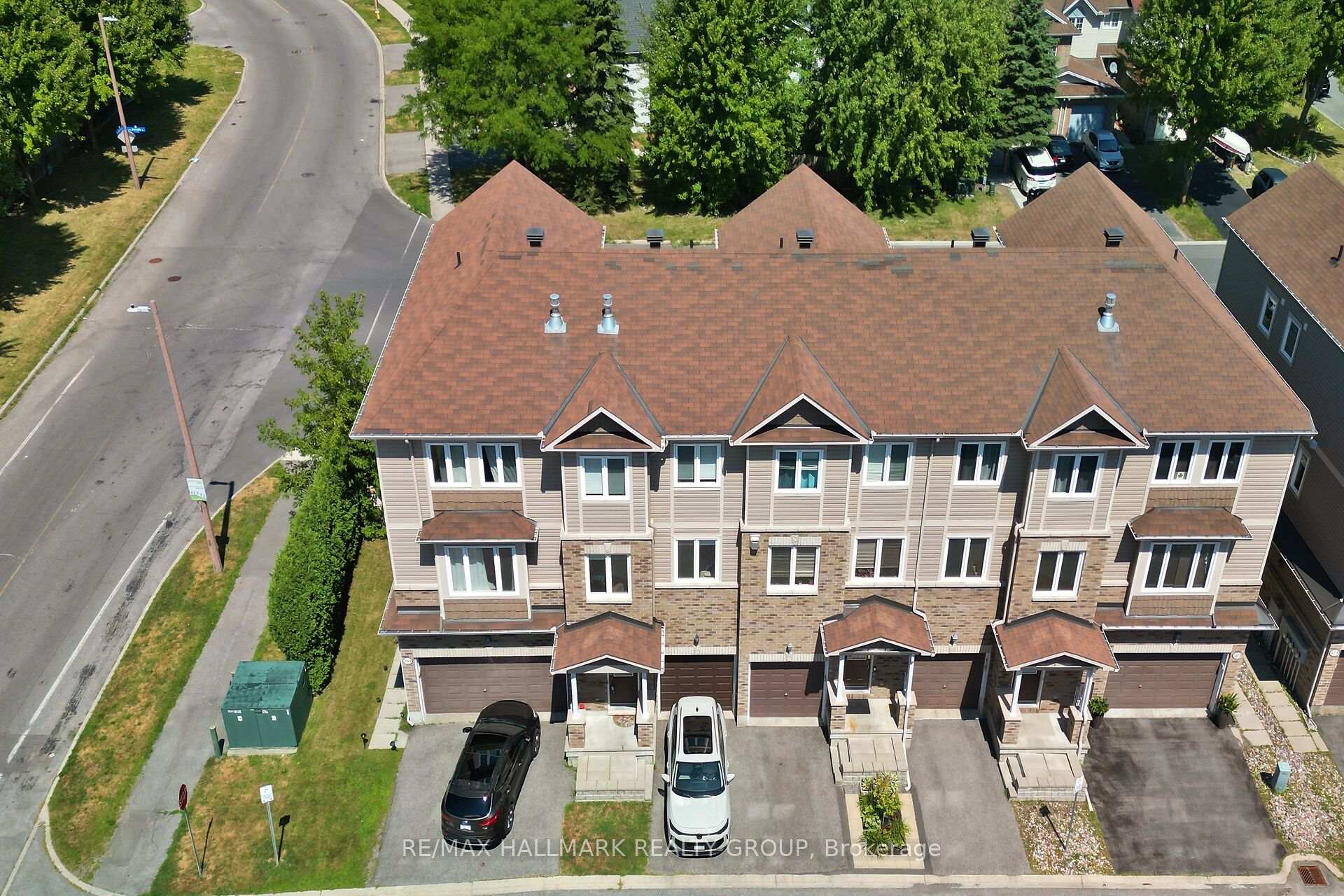 Photo 49 of 303 Mosaic Private, Ottawa, Kanata - Morgan's Grant/South March — HOMEH