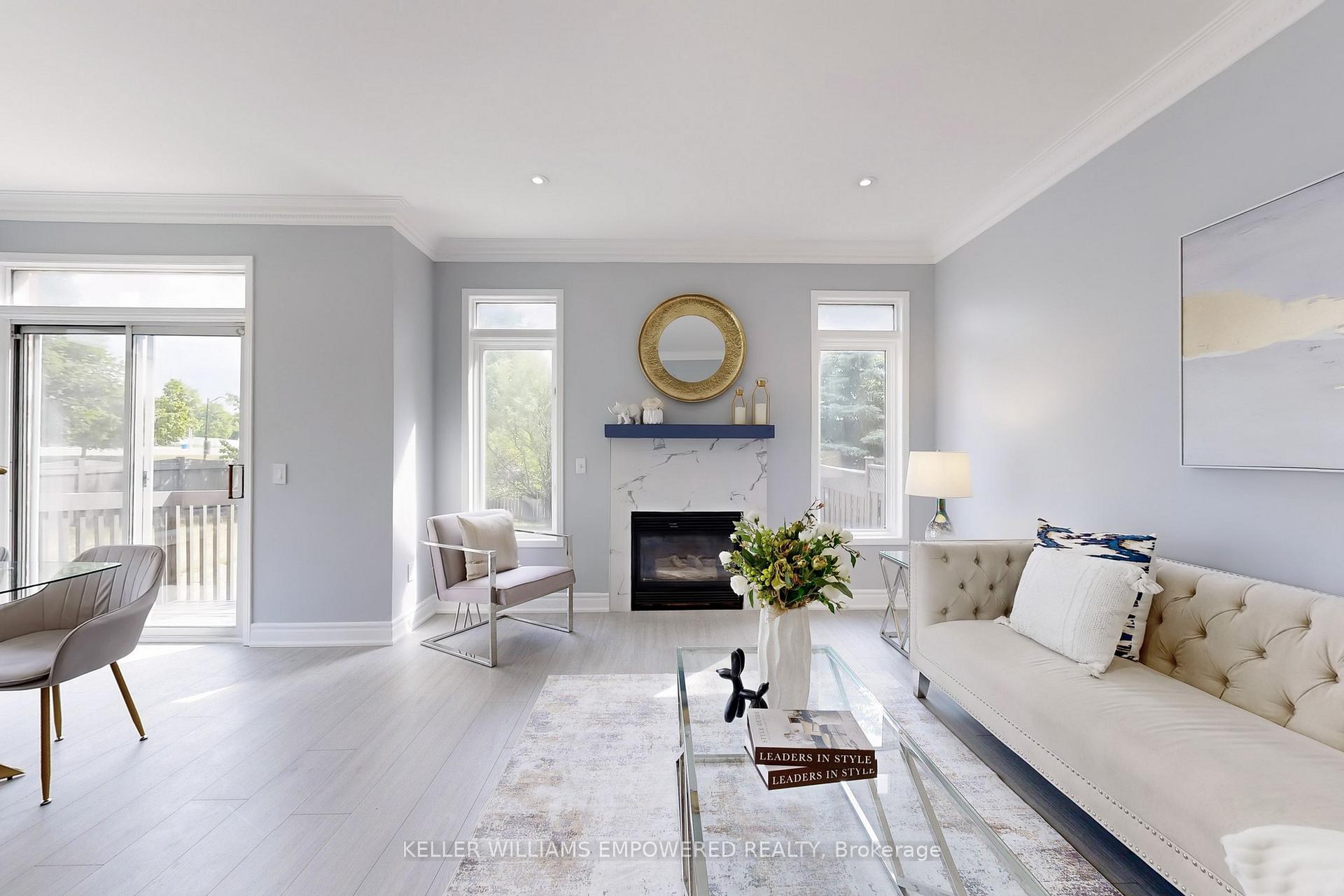 Photo 5 of 71 Mansfield Lane, Markham, Markville — HOMEH