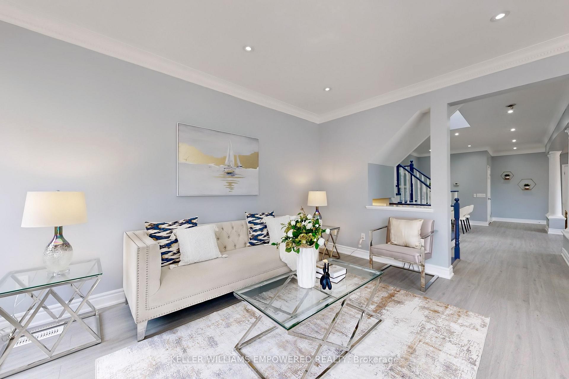 Photo 8 of 71 Mansfield Lane, Markham, Markville — HOMEH