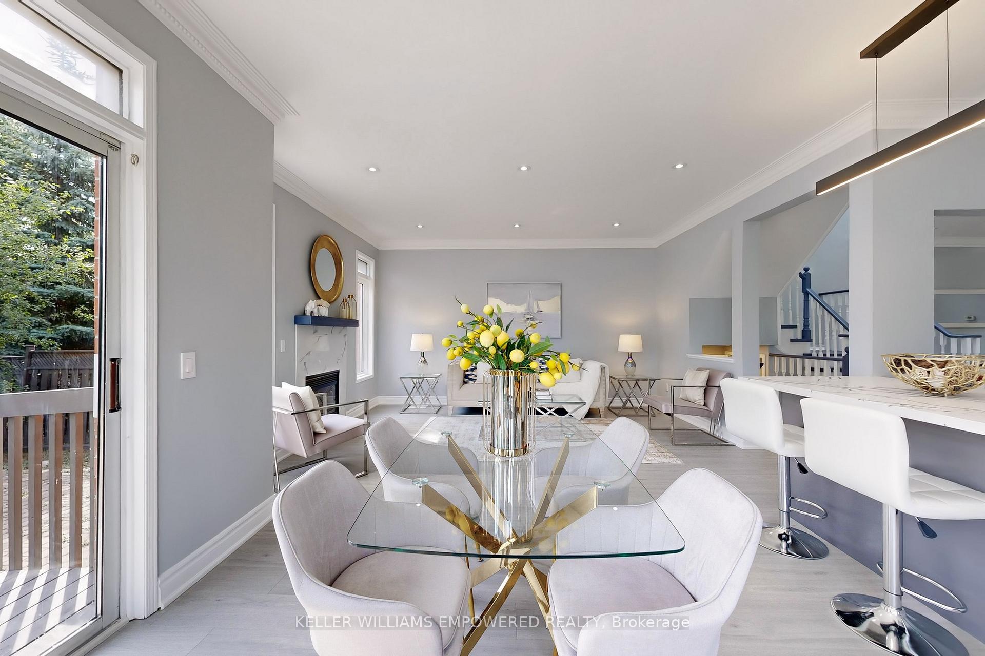 Photo 15 of 71 Mansfield Lane, Markham, Markville — HOMEH
