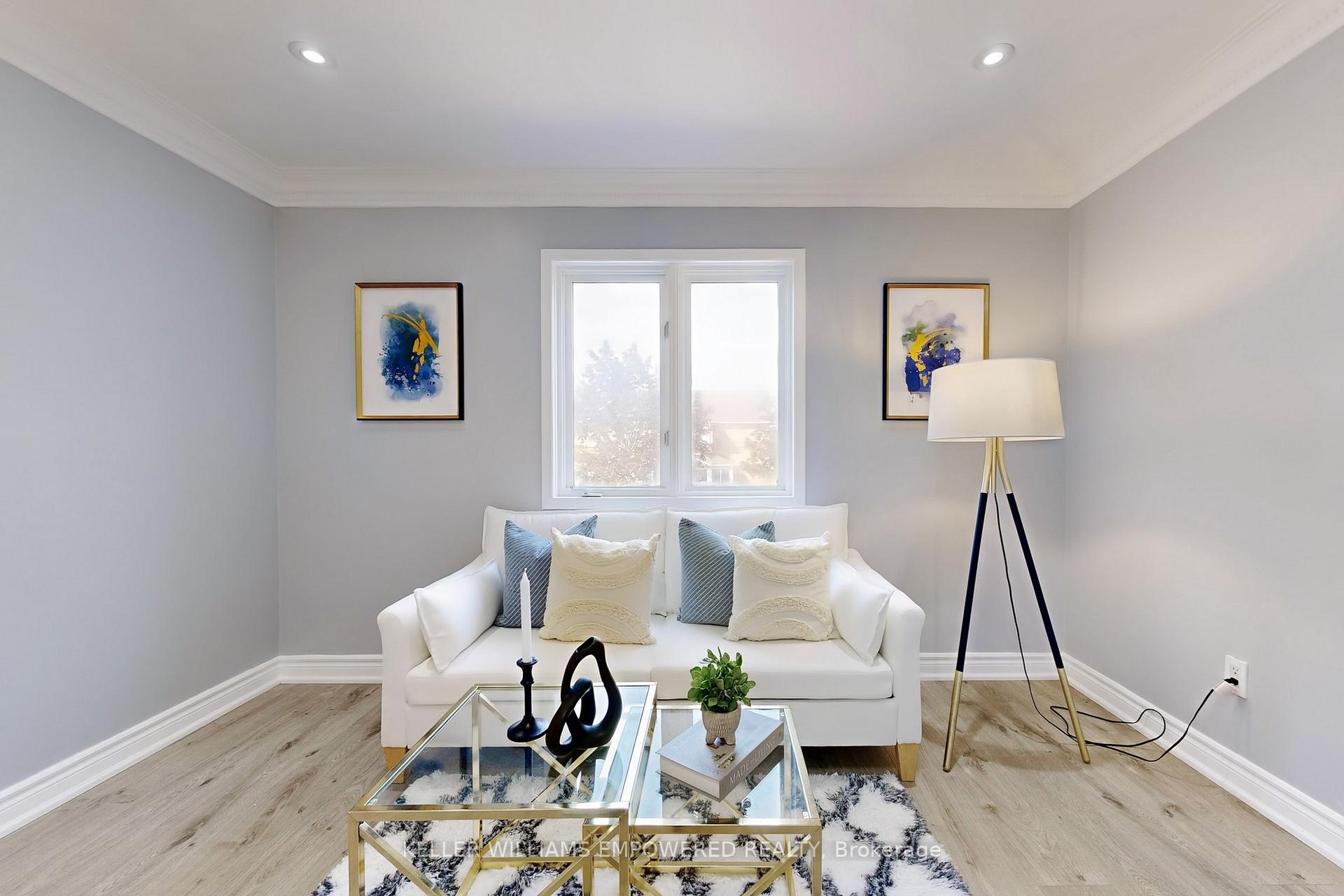 Photo 33 of 71 Mansfield Lane, Markham, Markville — HOMEH