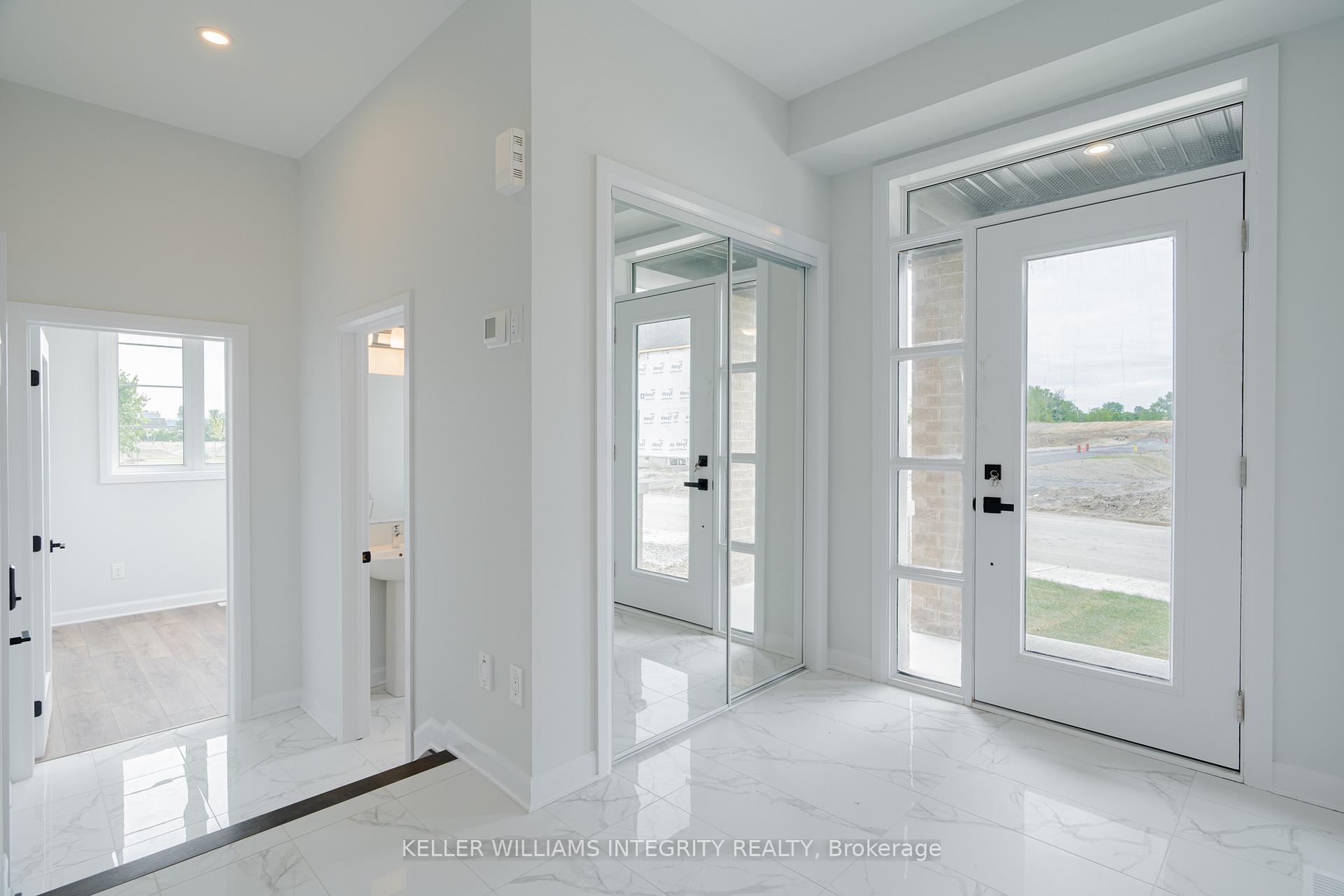 Photo 3 of 58 Osler Street, Ottawa, Kanata - Morgan's Grant/South March — HOMEH
