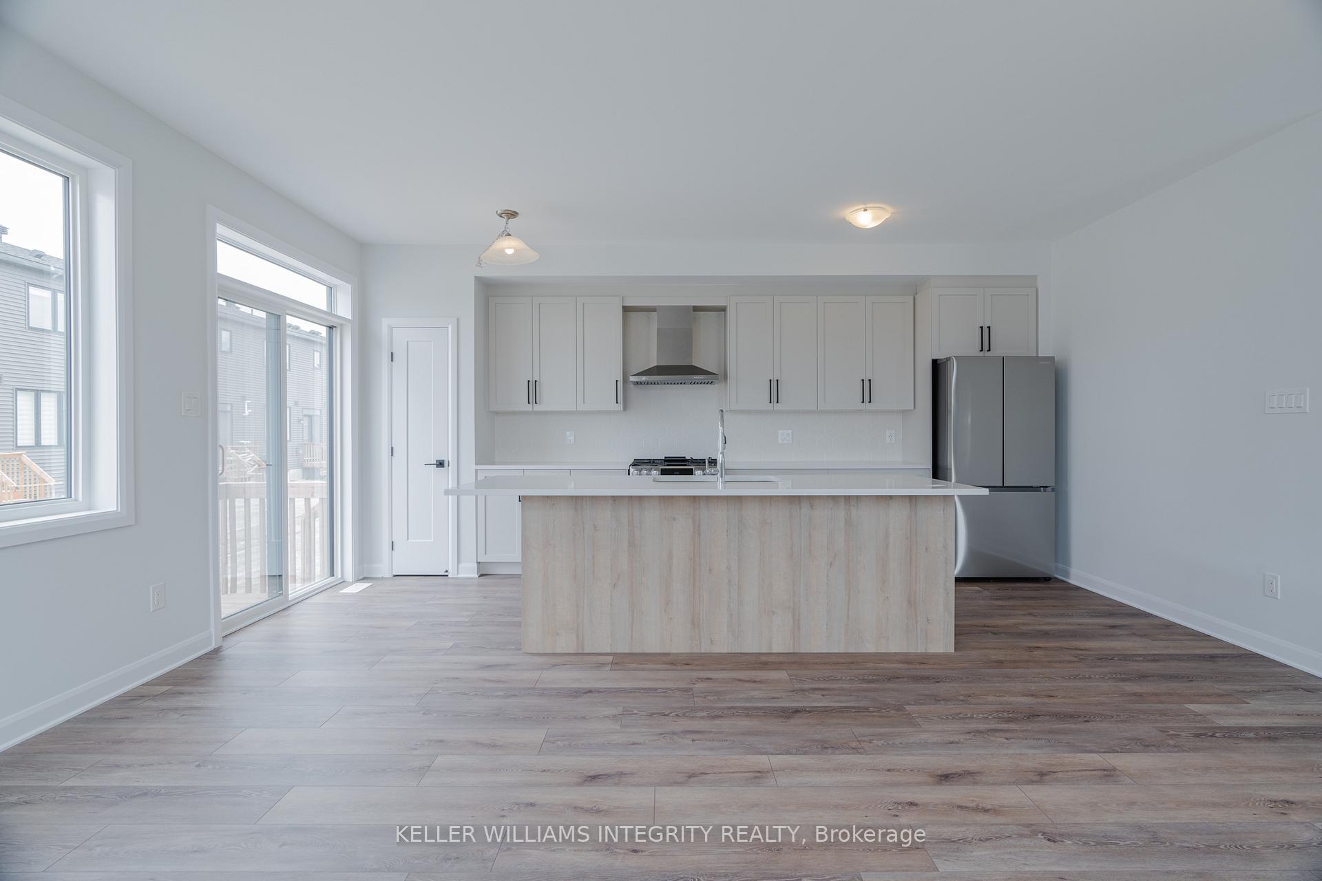 Photo 8 of 58 Osler Street, Ottawa, Kanata - Morgan's Grant/South March — HOMEH