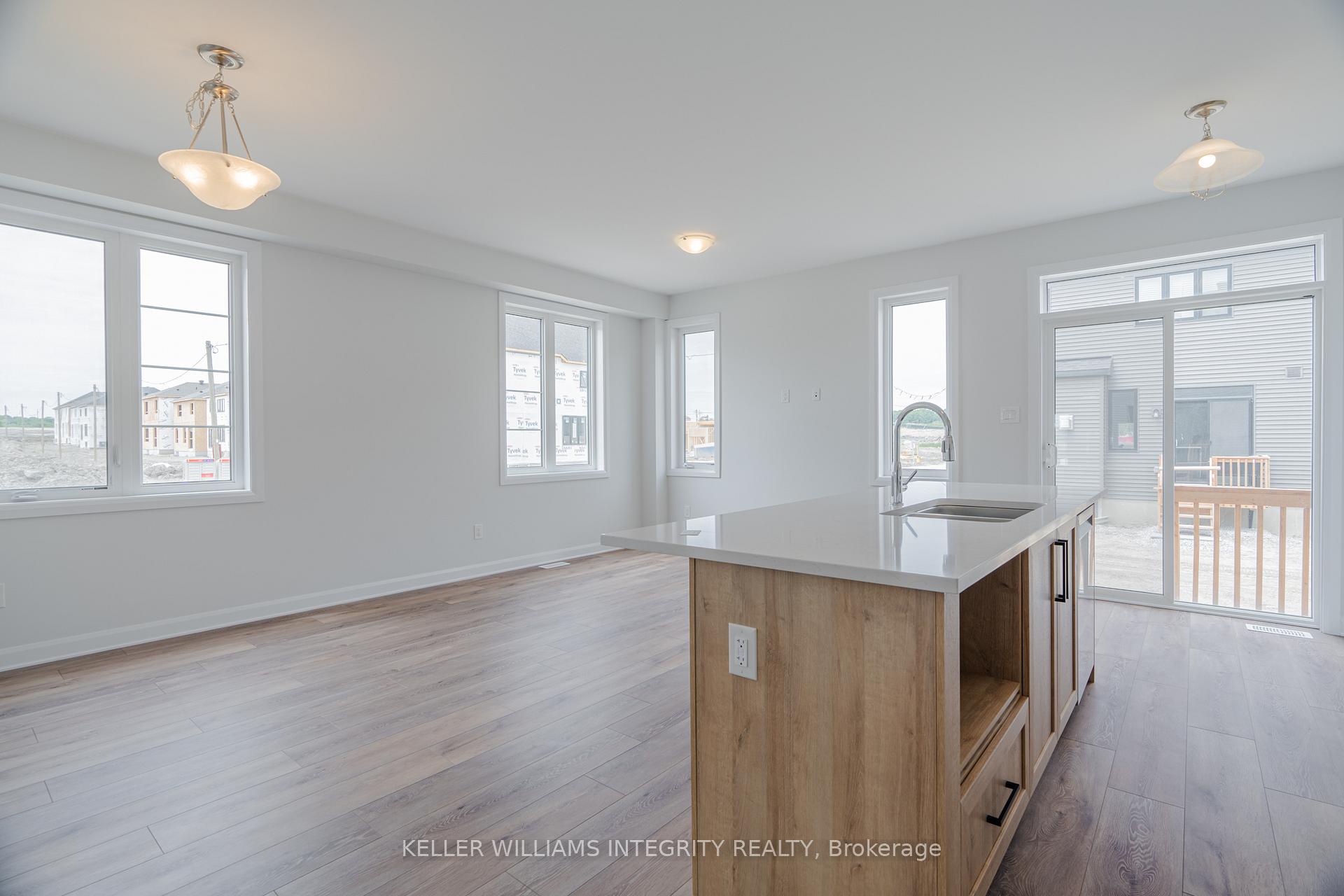 Photo 11 of 58 Osler Street, Ottawa, Kanata - Morgan's Grant/South March — HOMEH