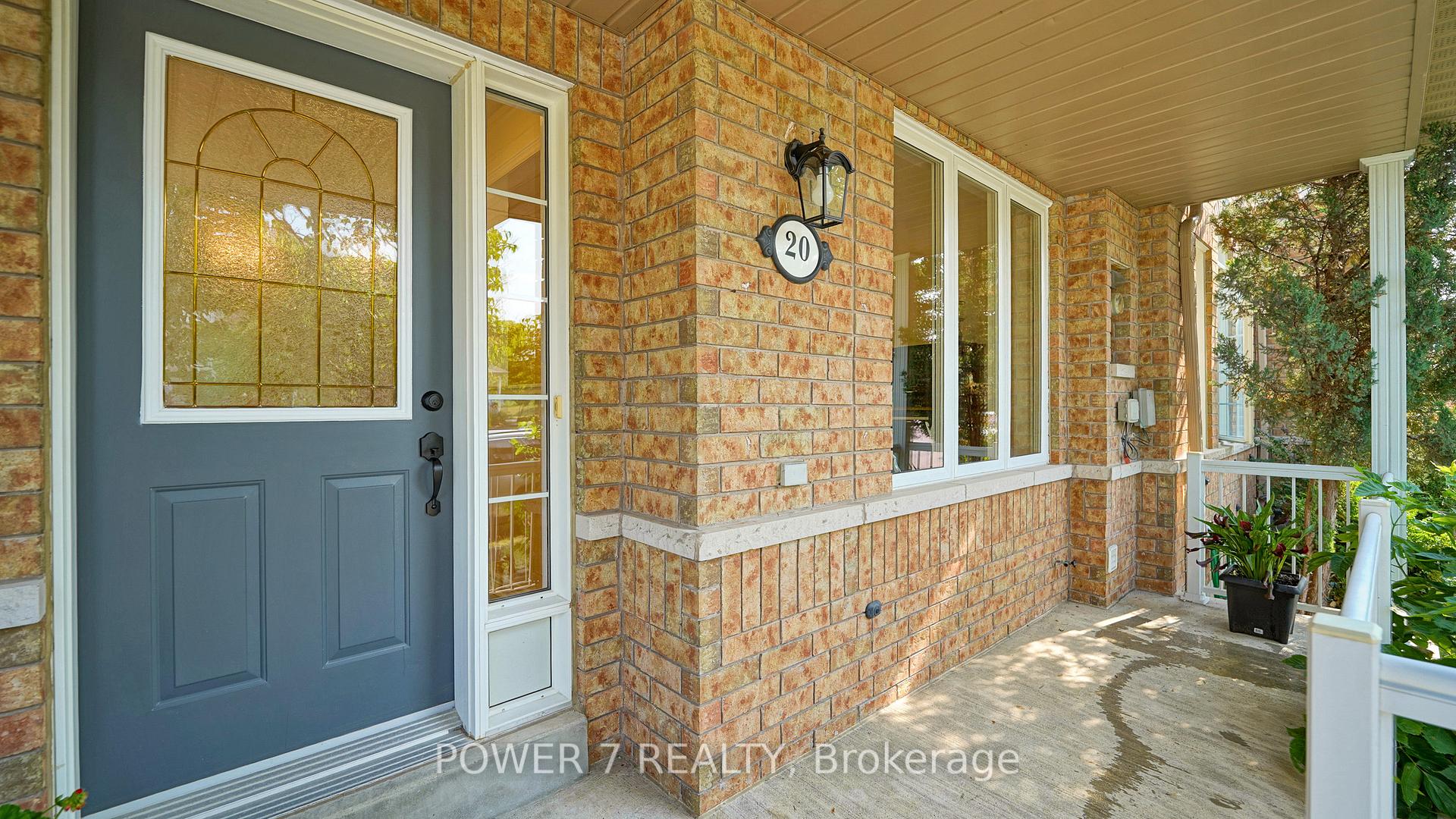 Photo 2 of 20 Harry Blaylock Drive, Markham, Greensborough — HOMEH