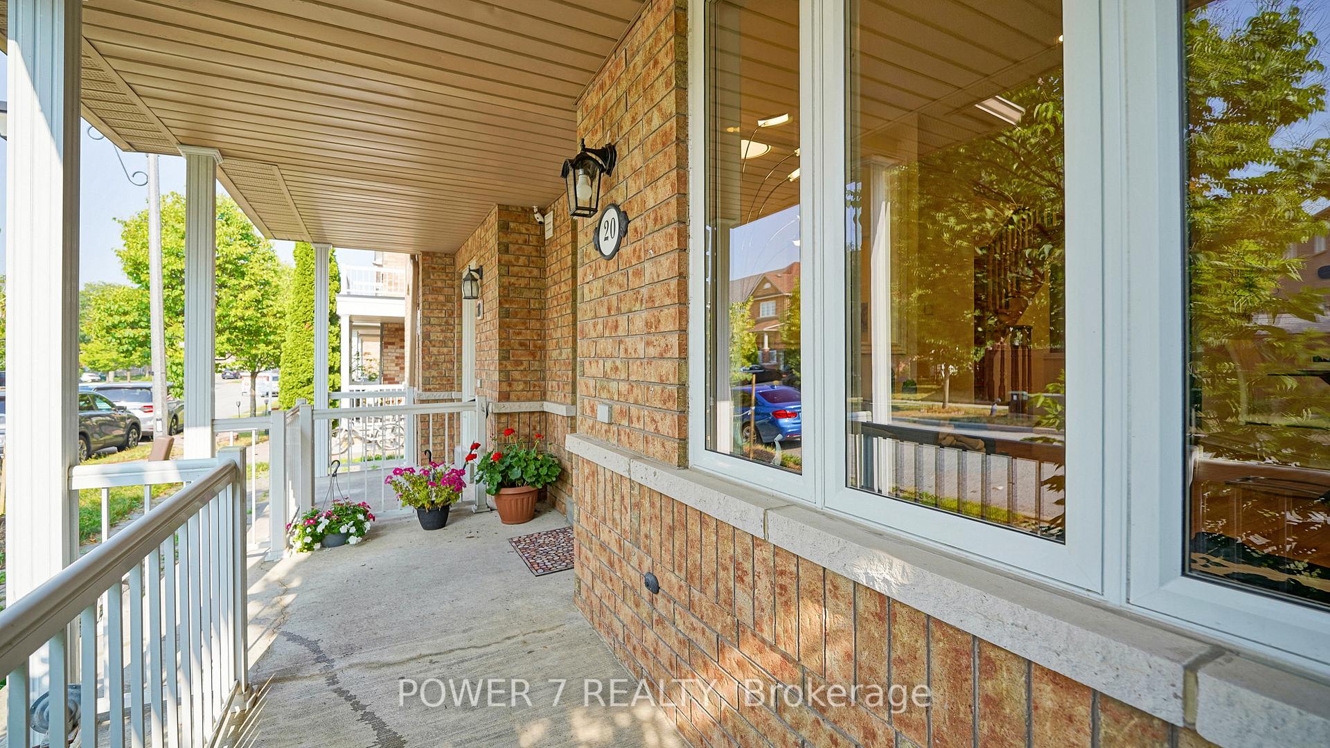 Photo 3 of 20 Harry Blaylock Drive, Markham, Greensborough — HOMEH