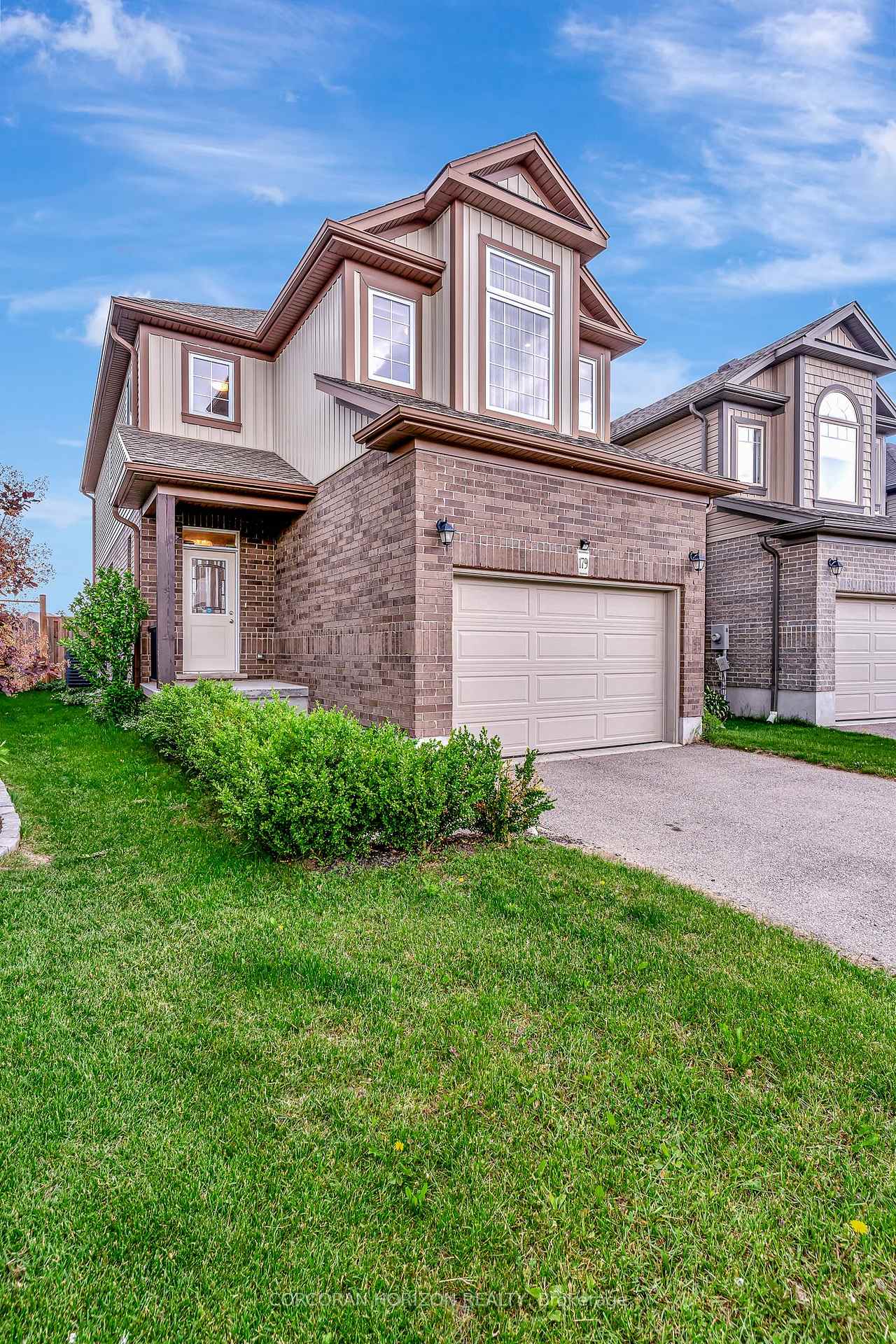 Photo 2 of 179 Templewood Drive, Kitchener — HOMEH