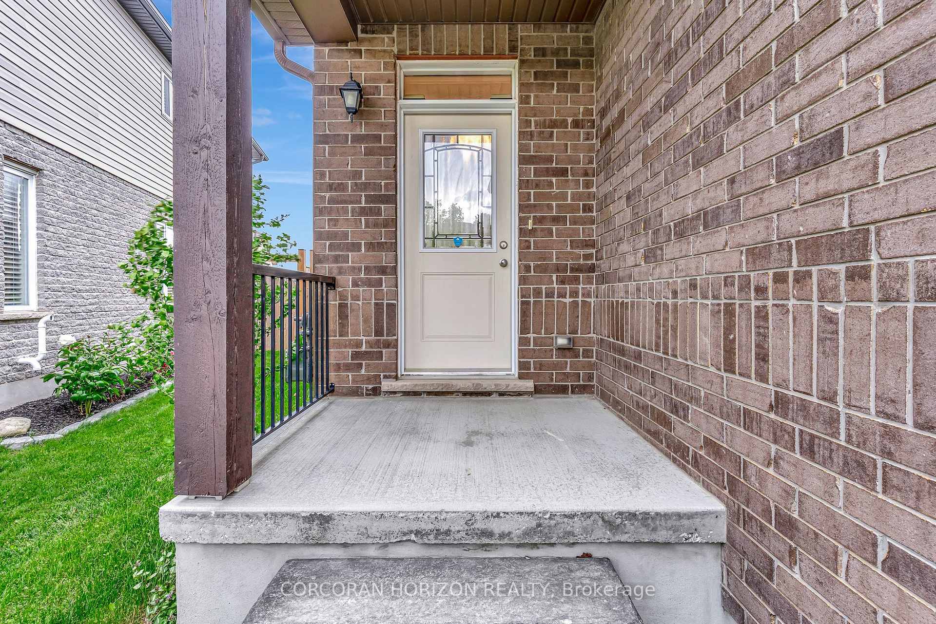 Photo 4 of 179 Templewood Drive, Kitchener — HOMEH