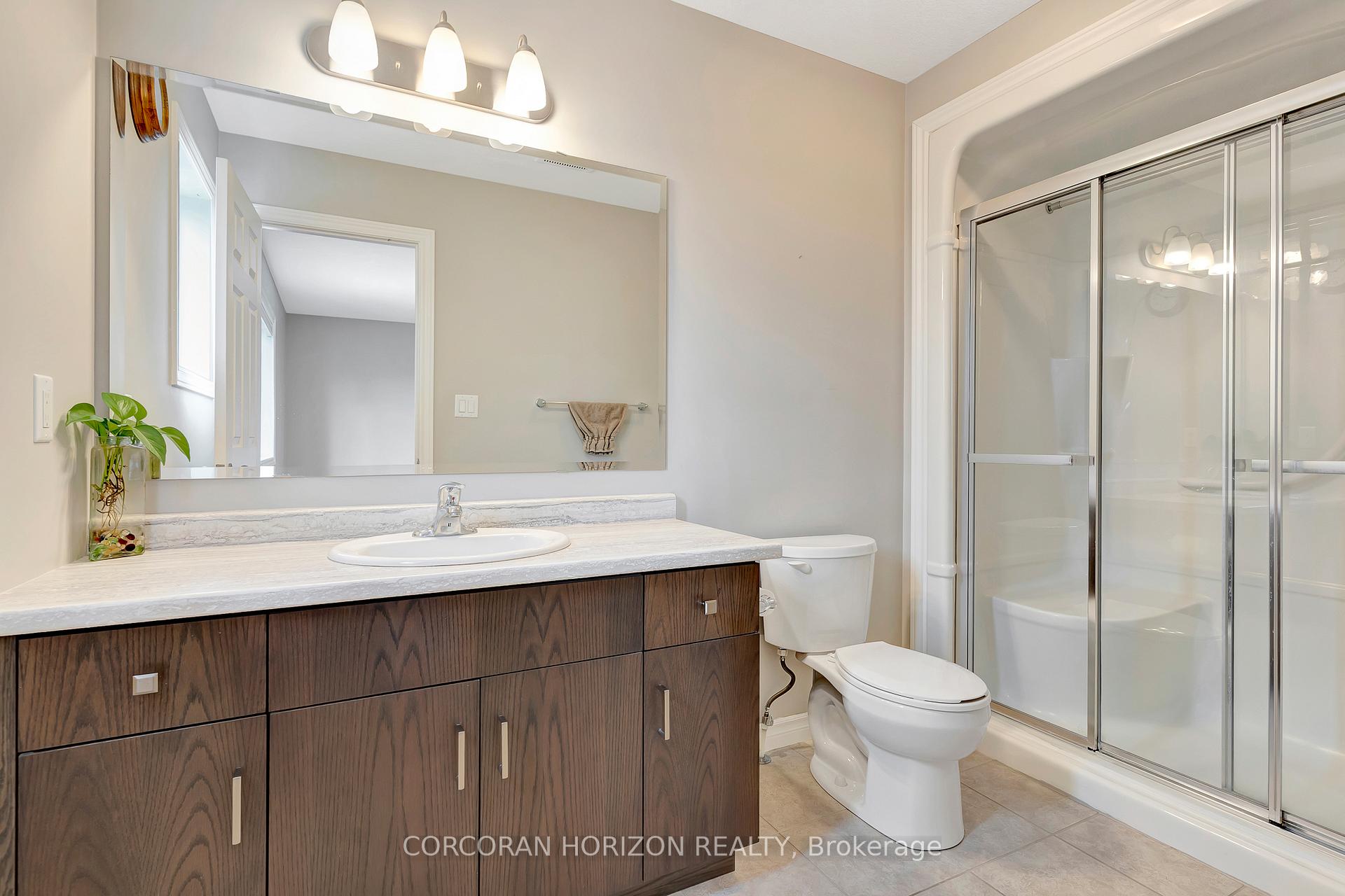 Photo 33 of 179 Templewood Drive, Kitchener — HOMEH