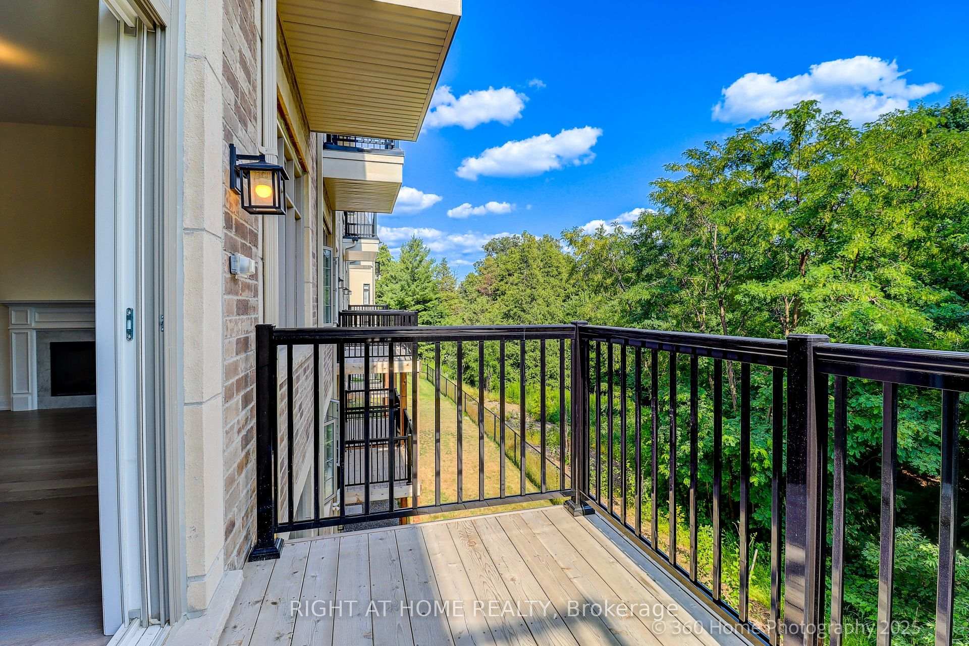 Photo 10 of 33 West Village Lane, Markham, Angus Glen — HOMEH