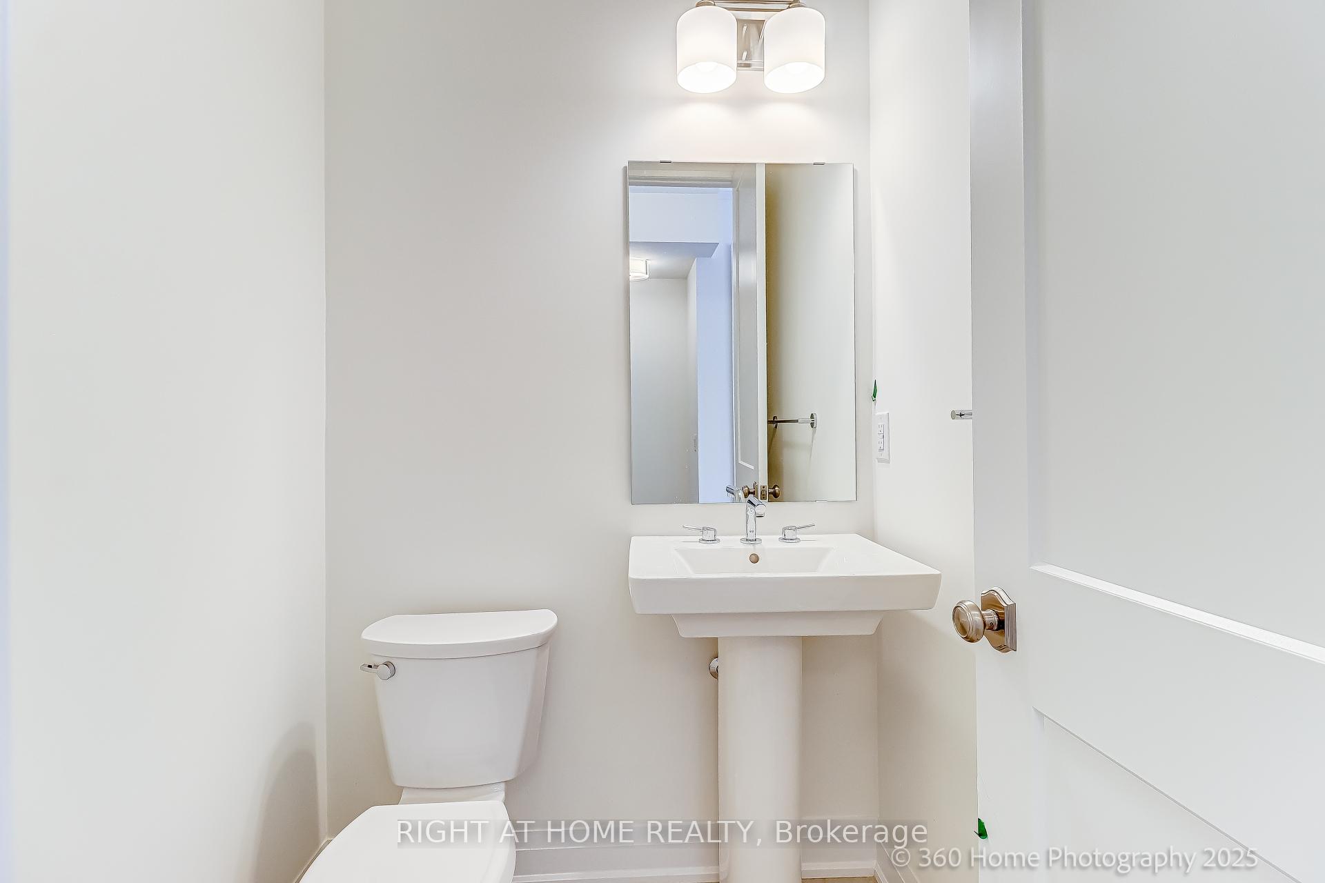 Photo 12 of 33 West Village Lane, Markham, Angus Glen — HOMEH