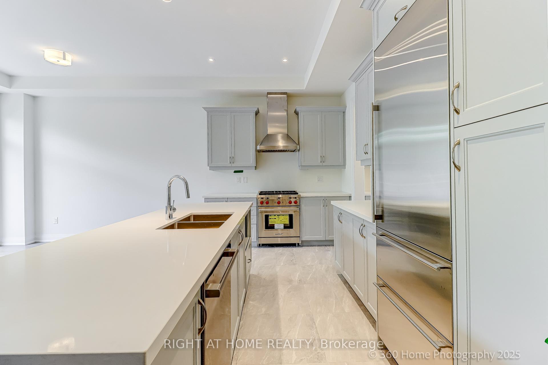 Photo 21 of 33 West Village Lane, Markham, Angus Glen — HOMEH
