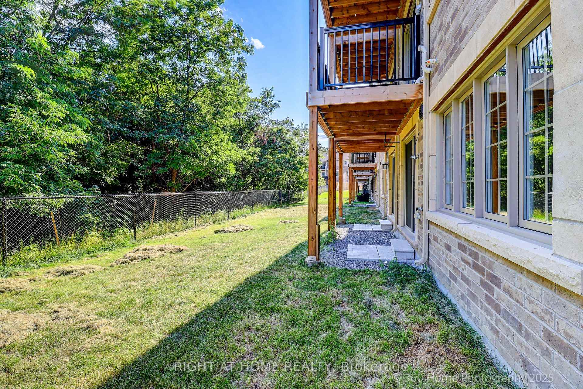 Photo 27 of 33 West Village Lane, Markham, Angus Glen — HOMEH