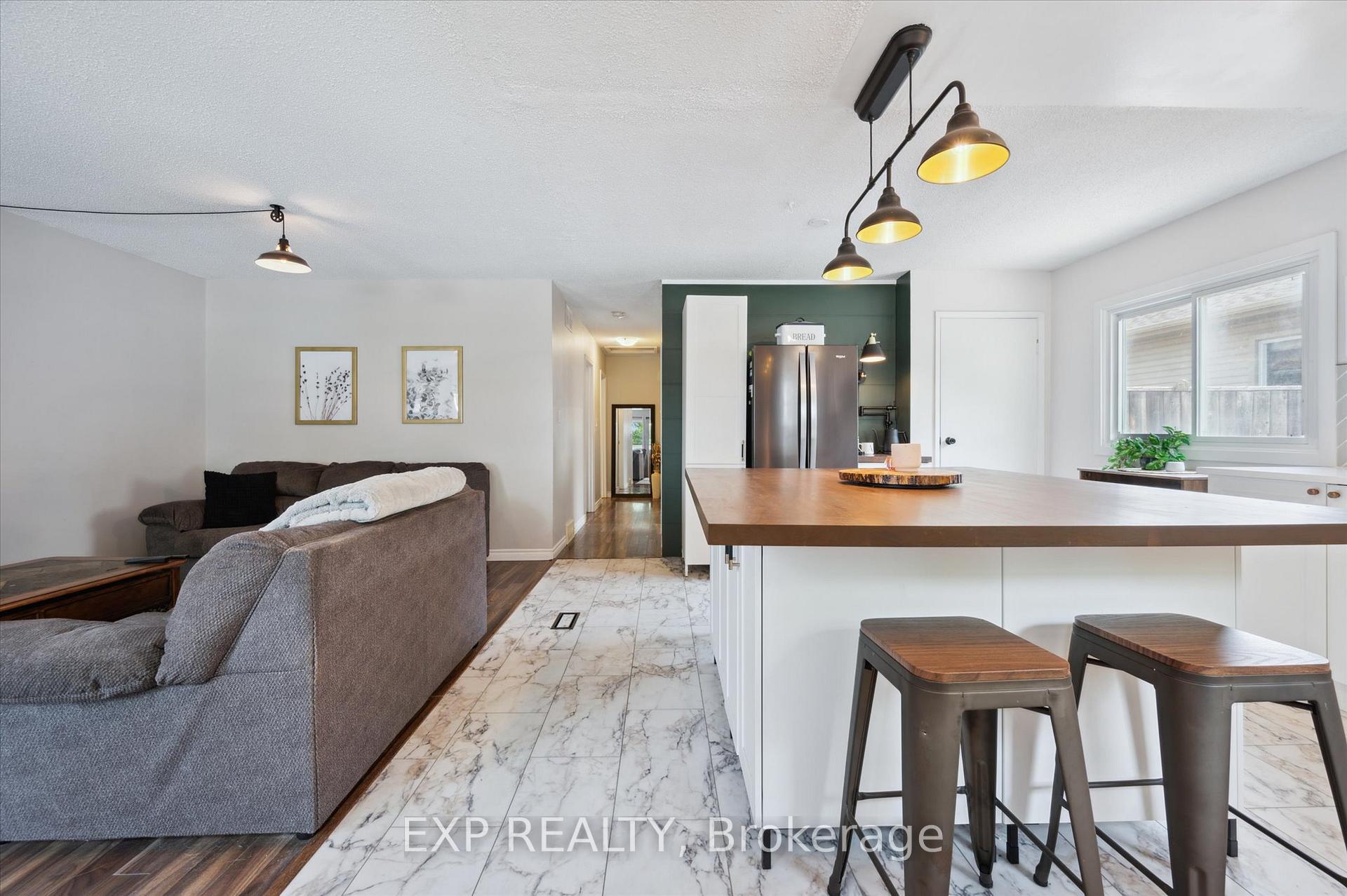 Photo 5 of 170 Natchez Road, Kitchener, Grand River North — HOMEH