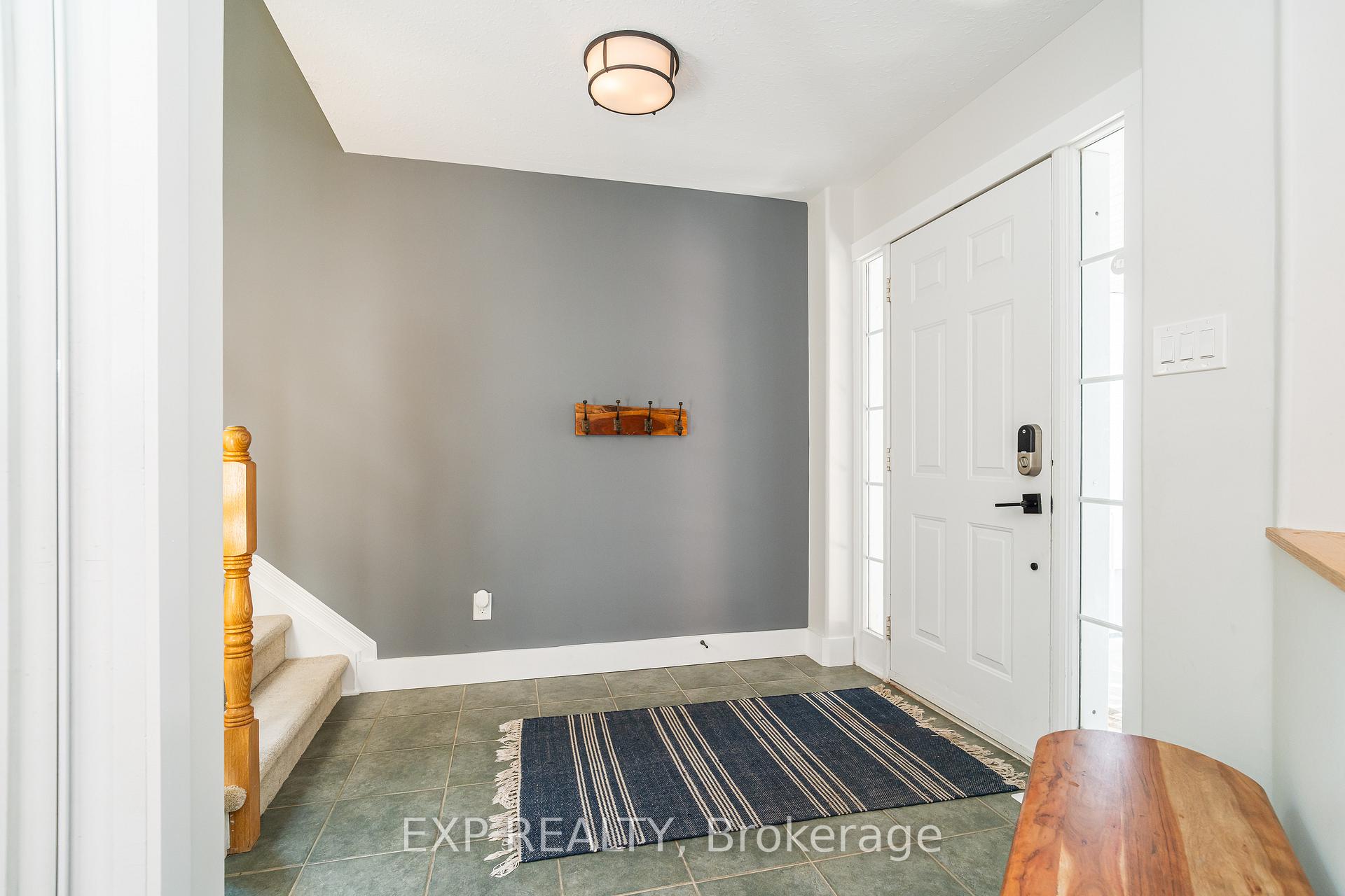 Photo 3 of 66 Newcastle Avenue, Ottawa, Kanata - Morgan's Grant/South March — HOMEH