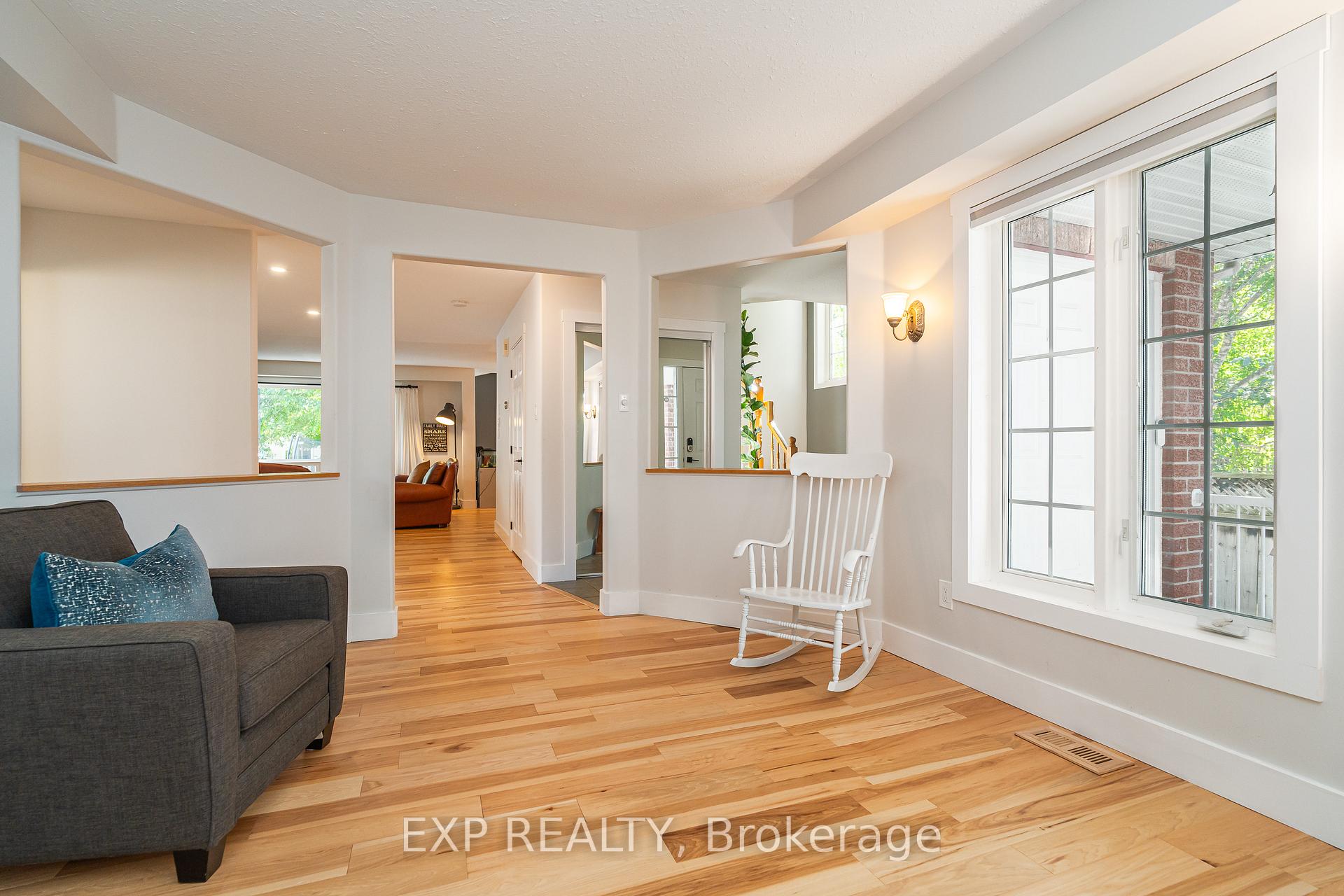 Photo 7 of 66 Newcastle Avenue, Ottawa, Kanata - Morgan's Grant/South March — HOMEH