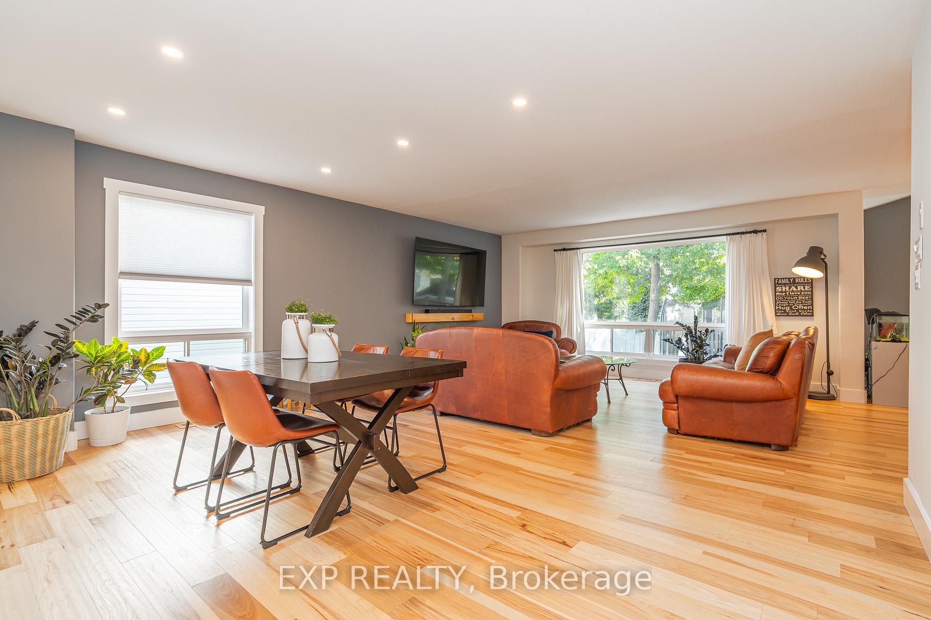 Photo 8 of 66 Newcastle Avenue, Ottawa, Kanata - Morgan's Grant/South March — HOMEH