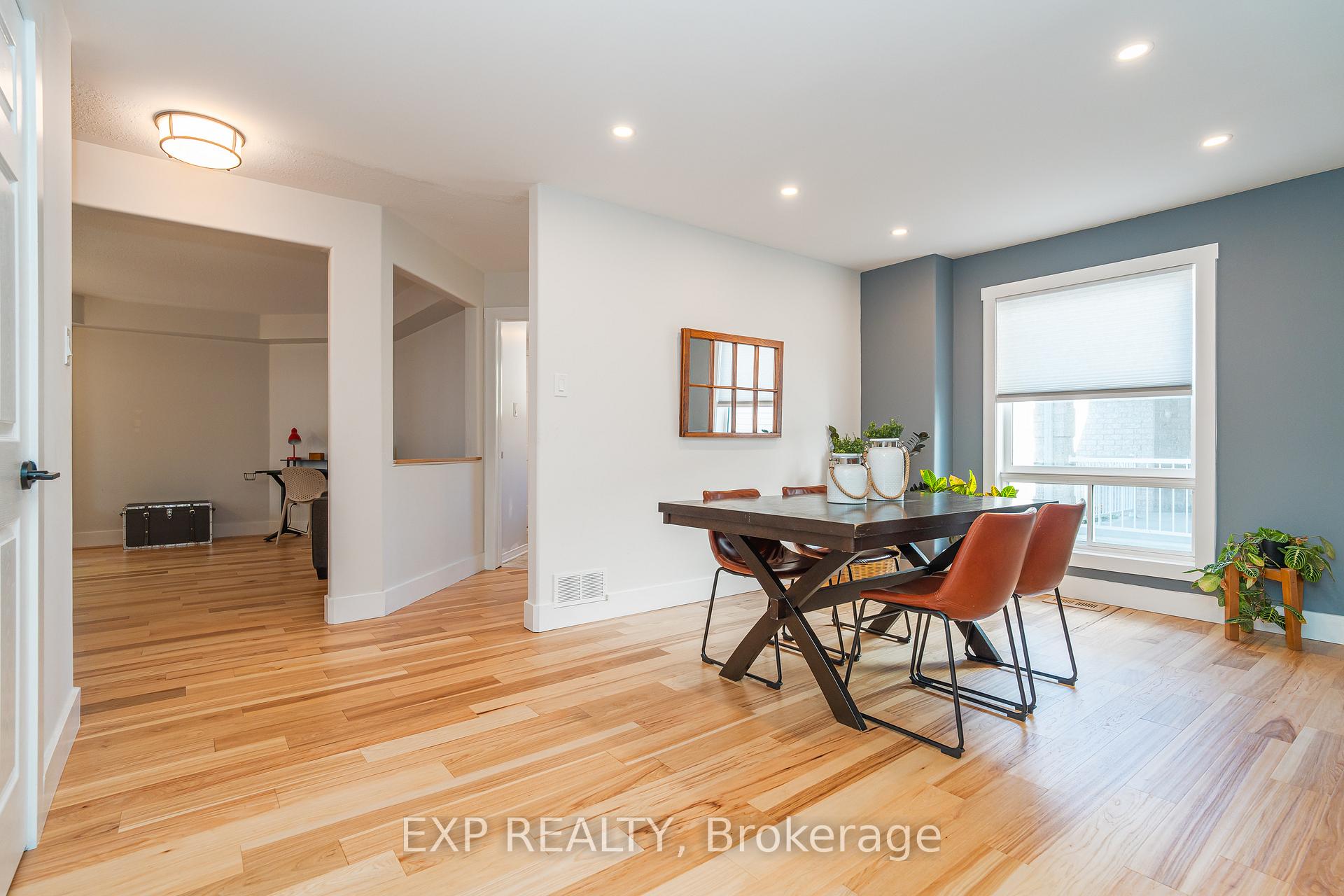 Photo 14 of 66 Newcastle Avenue, Ottawa, Kanata - Morgan's Grant/South March — HOMEH