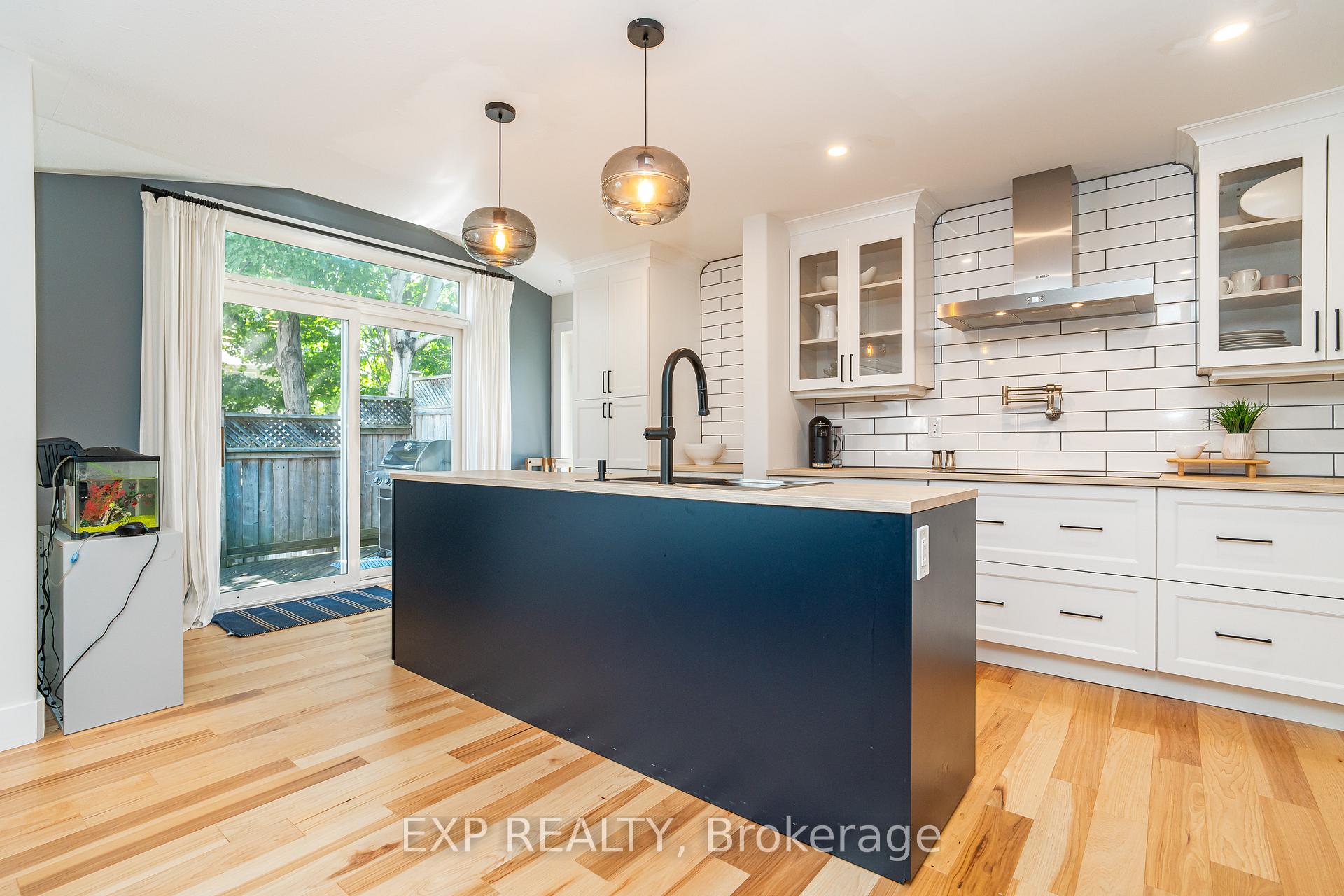 Photo 16 of 66 Newcastle Avenue, Ottawa, Kanata - Morgan's Grant/South March — HOMEH