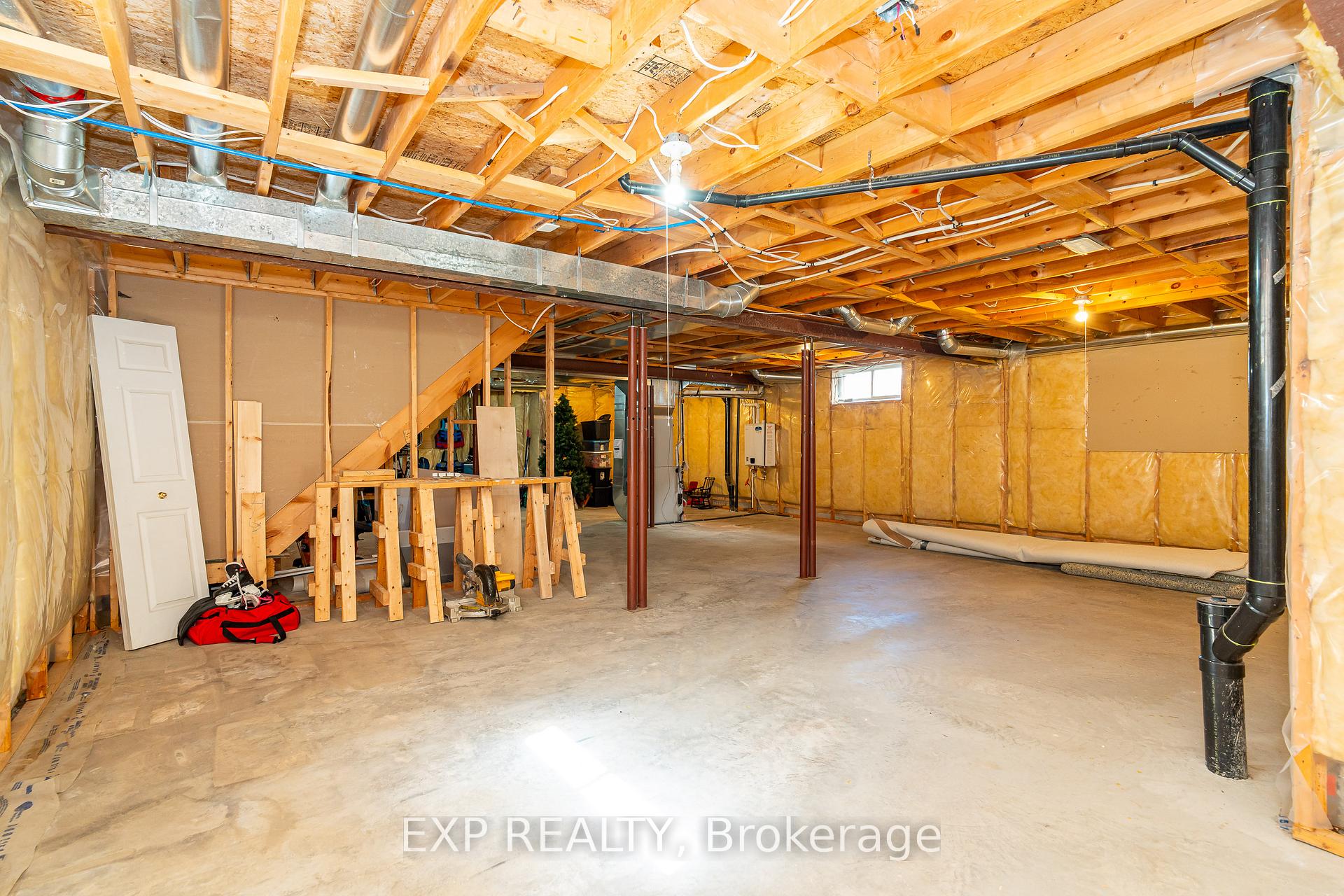 Photo 35 of 66 Newcastle Avenue, Ottawa, Kanata - Morgan's Grant/South March — HOMEH