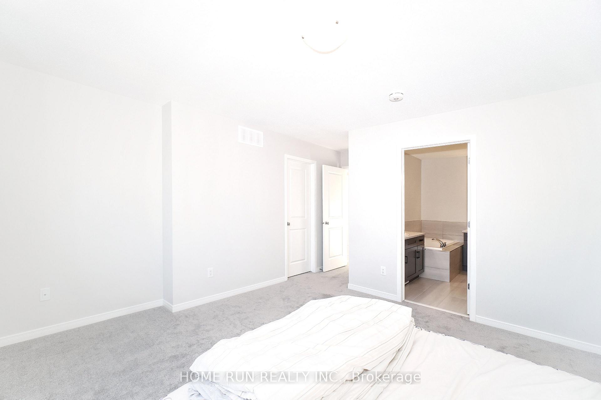 Photo 20 of 848 Paseana Place, Ottawa, Kanata - Emerald Meadows/Trailwest — HOMEH