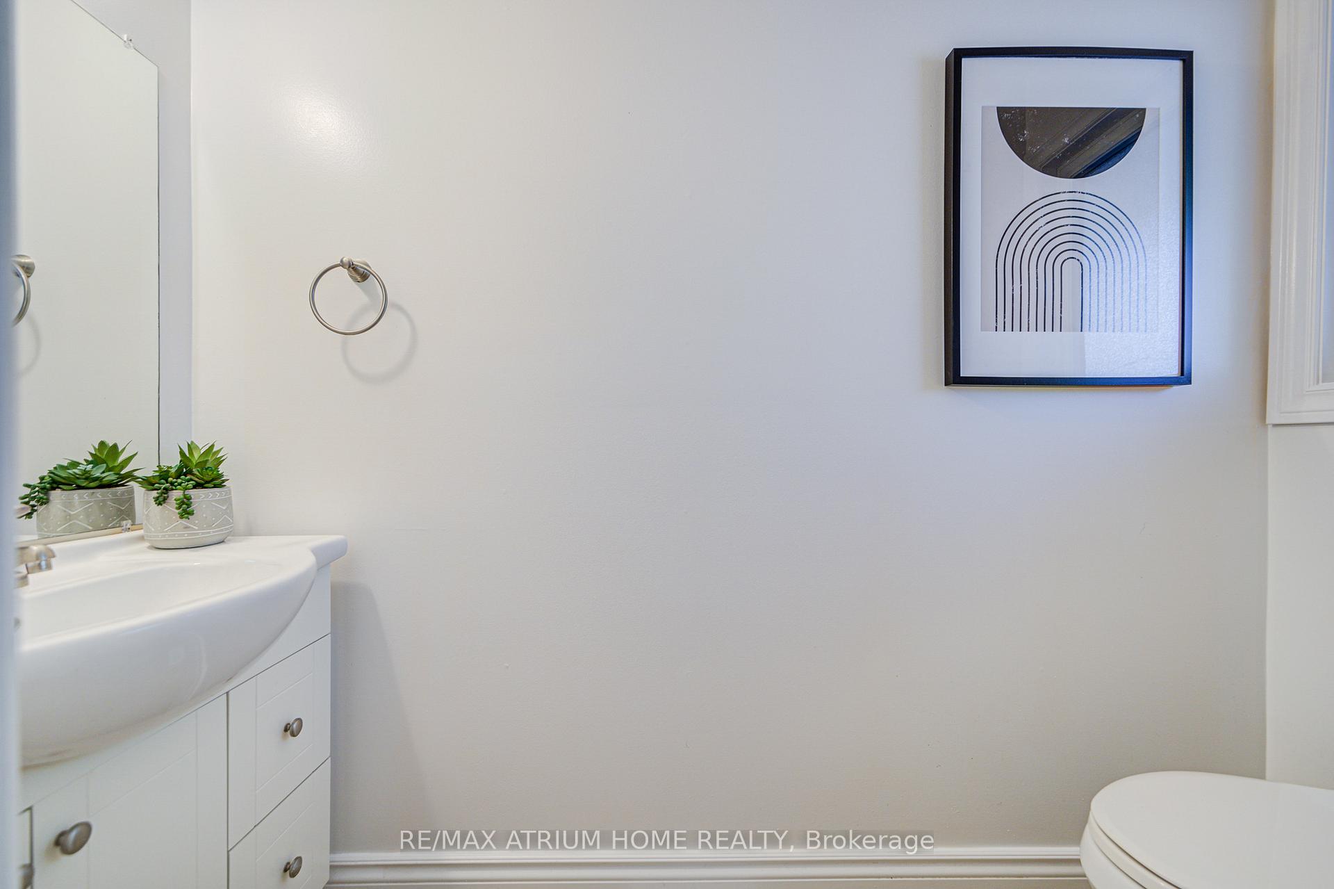 Photo 5 of 77 Karma Road, Markham, Markville — HOMEH