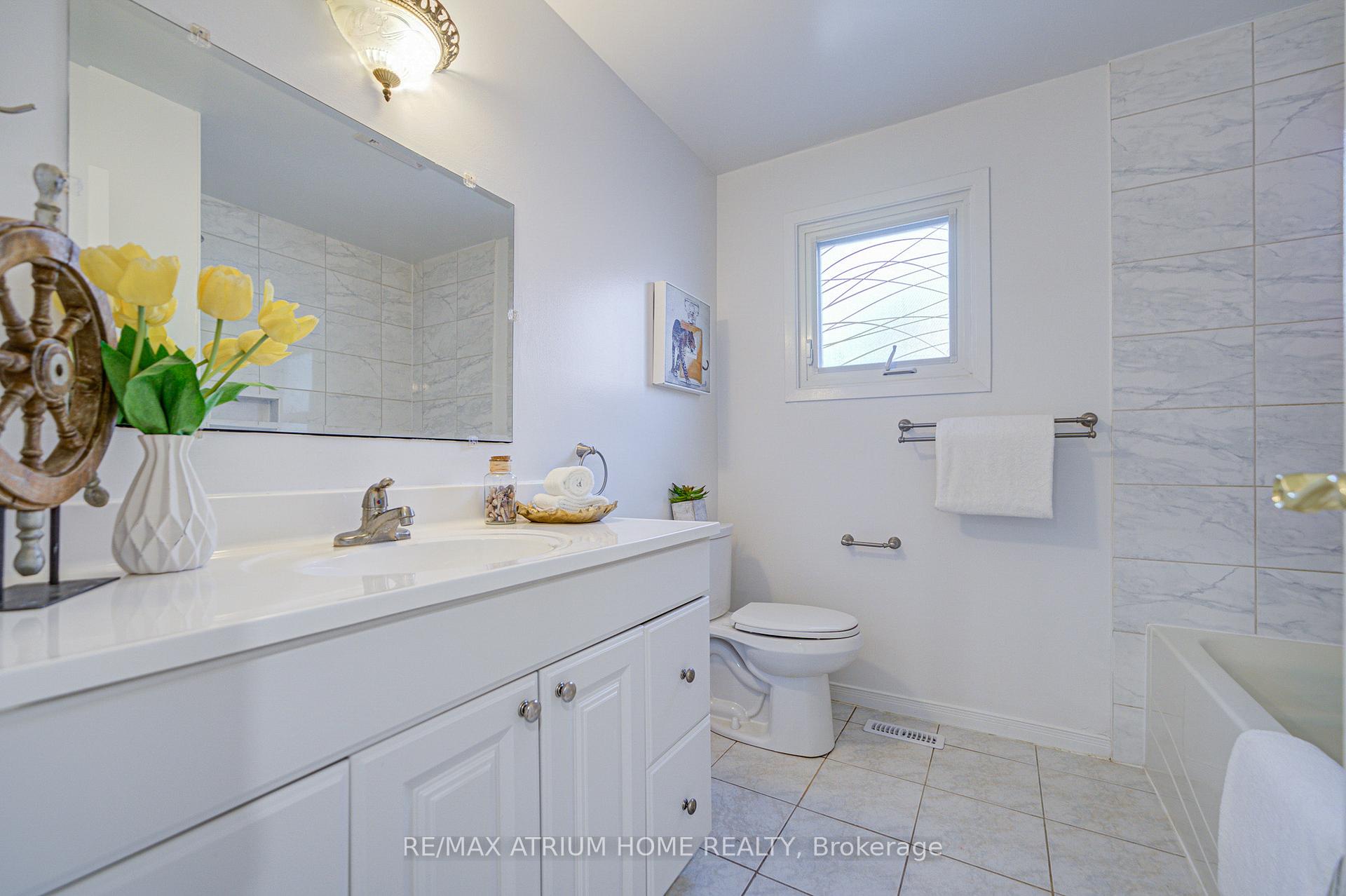 Photo 21 of 77 Karma Road, Markham, Markville — HOMEH