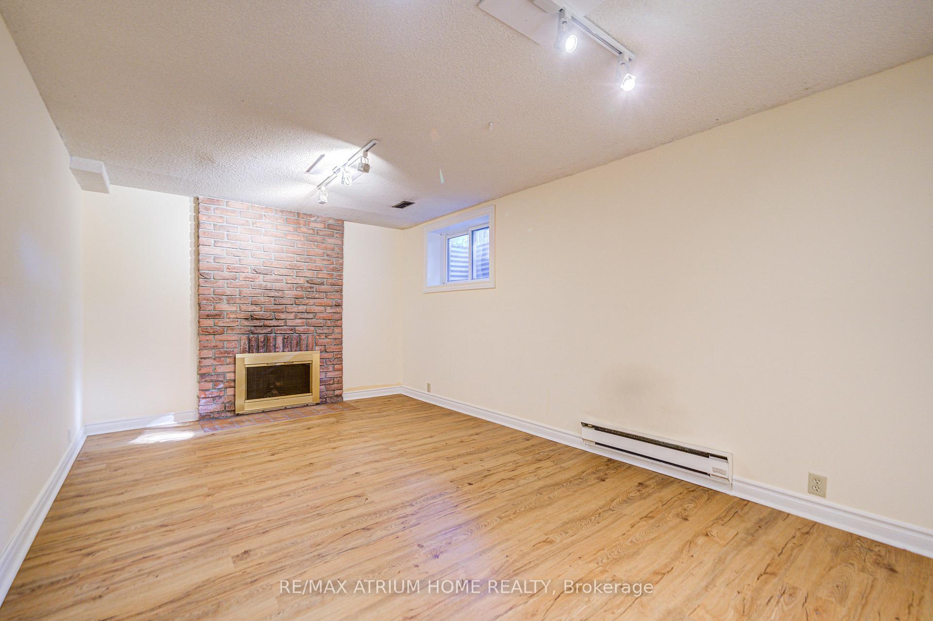 Photo 33 of 77 Karma Road, Markham, Markville — HOMEH
