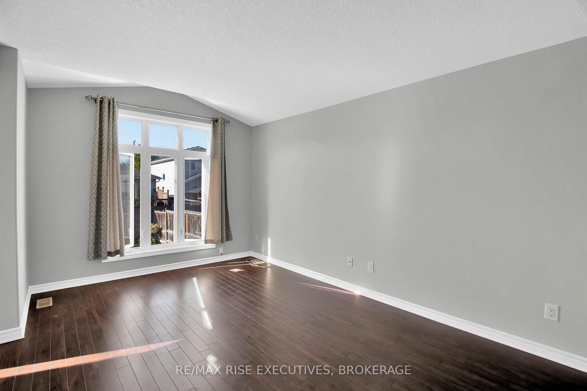 Photo 15 of 1435 Kendal Avenue, Kingston, City Northwest — HOMEH