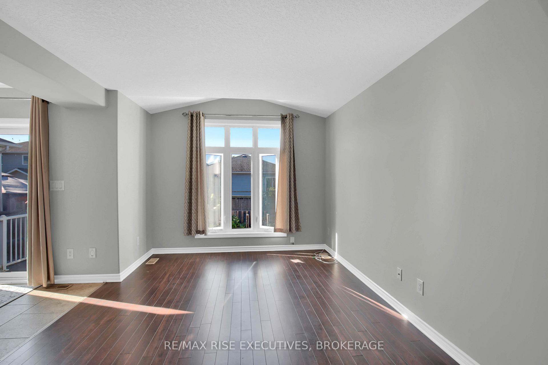 Photo 16 of 1435 Kendal Avenue, Kingston, City Northwest — HOMEH