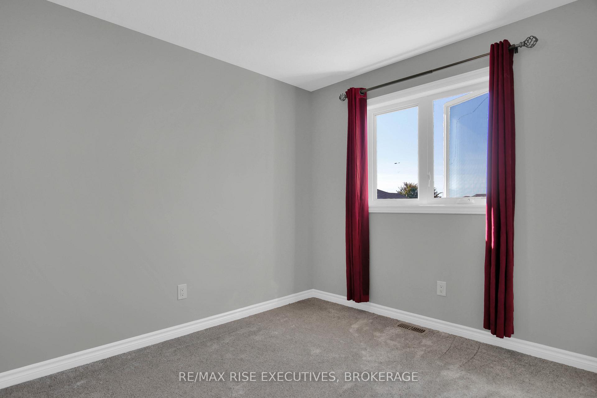Photo 22 of 1435 Kendal Avenue, Kingston, City Northwest — HOMEH