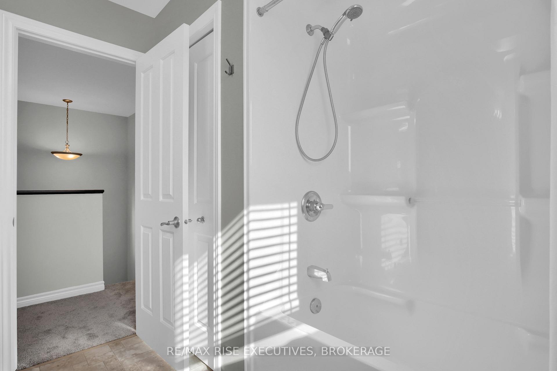 Photo 25 of 1435 Kendal Avenue, Kingston, City Northwest — HOMEH